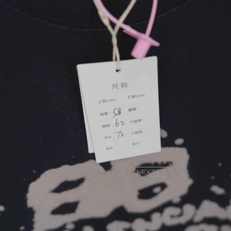 Balenciaga Balenciaga Letter Printed Round Neck Short Sleeve T-Shirt Size US XL / EU 56 / 4 - 4 Thumbnail