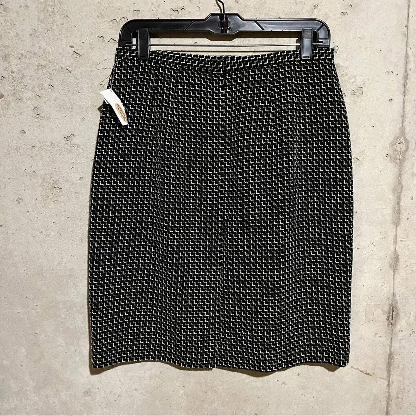 Talbots NWT Talbots Tweed Skirt Black White Women’s Size 10 Office Size 32" / US 10 / IT 46 - 3 Thumbnail