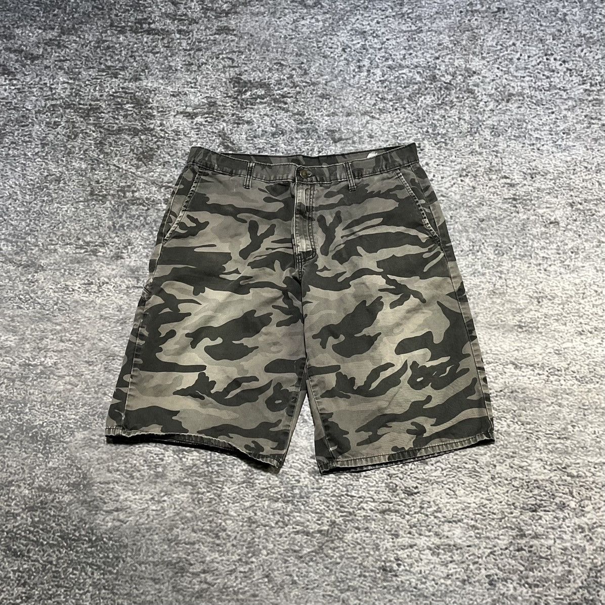 Dickies Vintage Dickies Gray Camo Shorts Y2K Utility Workwear Size US 36 / EU 52 - 2 Thumbnail