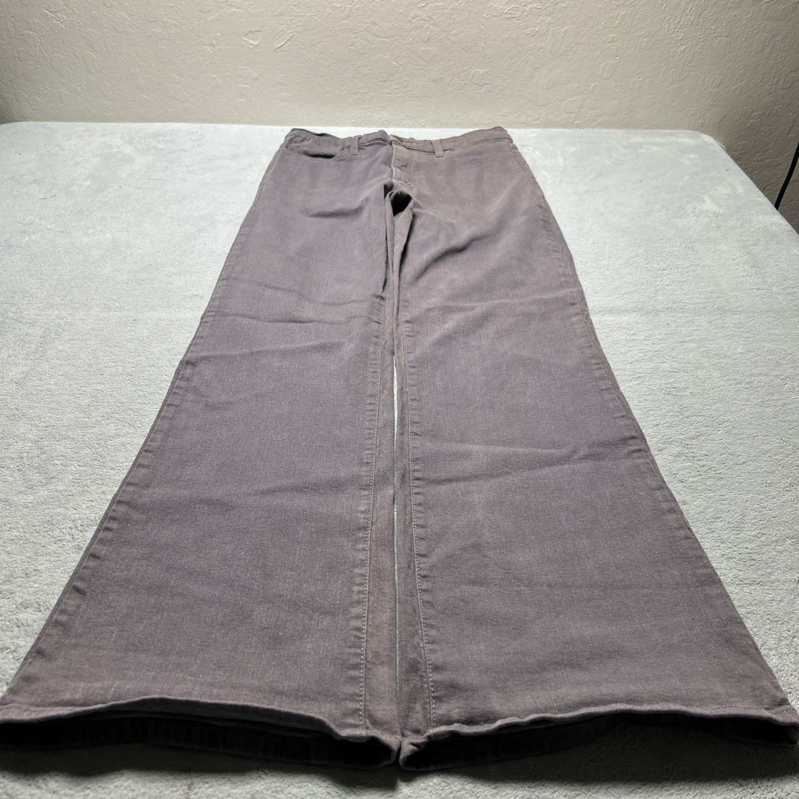 NYDJ Beyond Baggy Dojo Jeans Women 8 29x32 Flare Wide NYDJ USA Size 30" / US 8 / IT 44 - 1 Thumbnail
