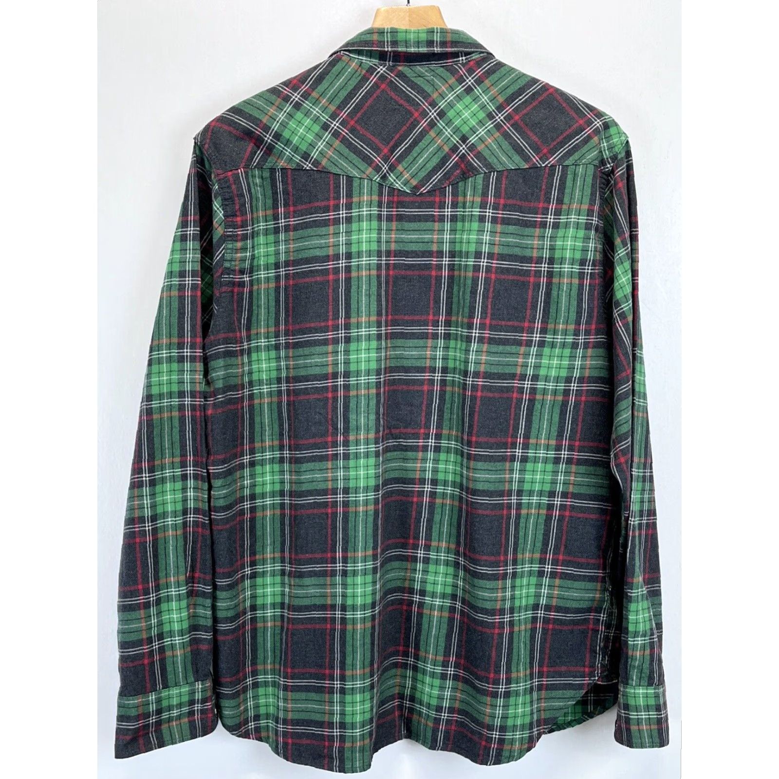 Lucky Brand Lucky Brand Light Green Plaid Flannel Shirt Mens Large Slim Fit Size US L / EU 52-54 / 3 - 2 Thumbnail