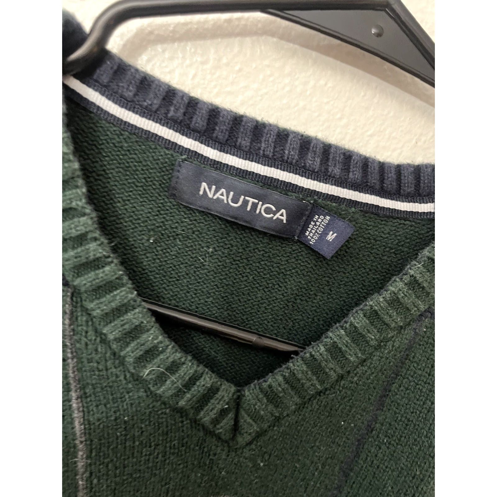 Nautica Nautica Sweater Shirt? Actually it's a Nautica Men’s M Green Plaid Textured V-Neck Long Sleeve 100% Cotton Knit Size US M / EU 48-50 / 2 - 2 Thumbnail
