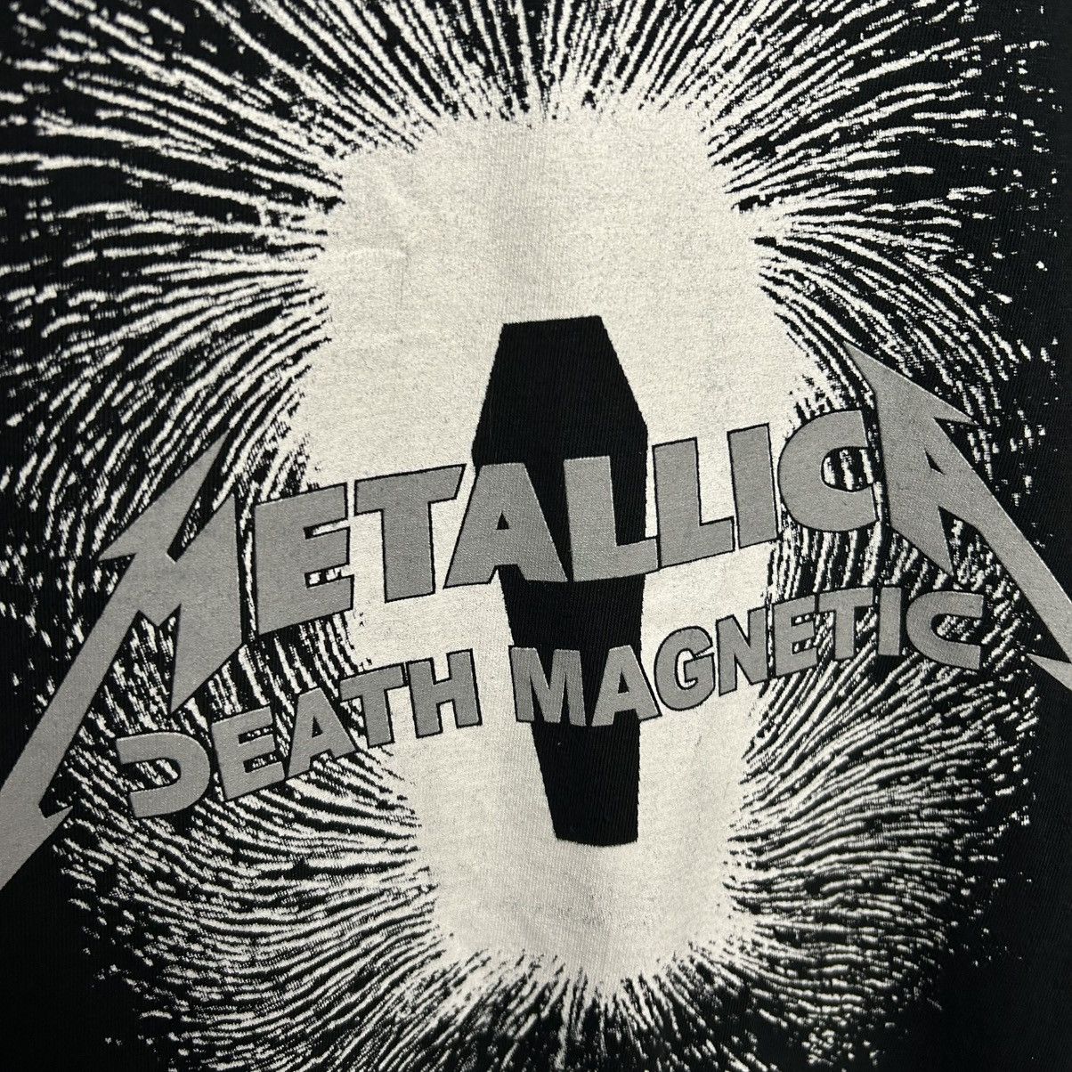 Band Tees Vintage Metallica Death Magnetic 2009 big logo rock band tee Size US L / EU 52-54 / 3 - 4 Thumbnail