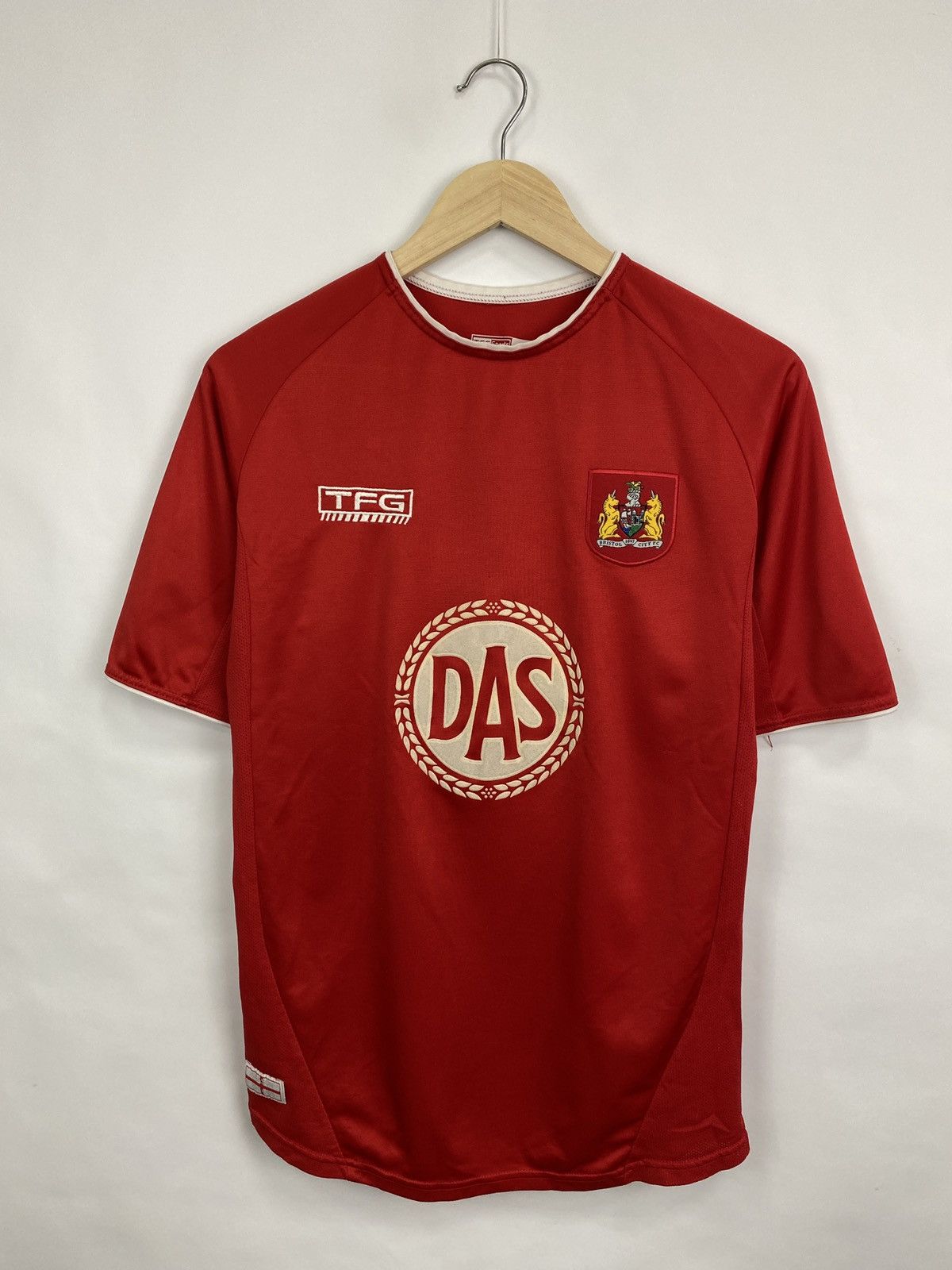 Adidas 🏴󠁧󠁢󠁥󠁮󠁧󠁿 Vintage 2004 TFG Bristol City Soccer Jersey Rare Retro Size US S / EU 44-46 / 1 - 3 Thumbnail