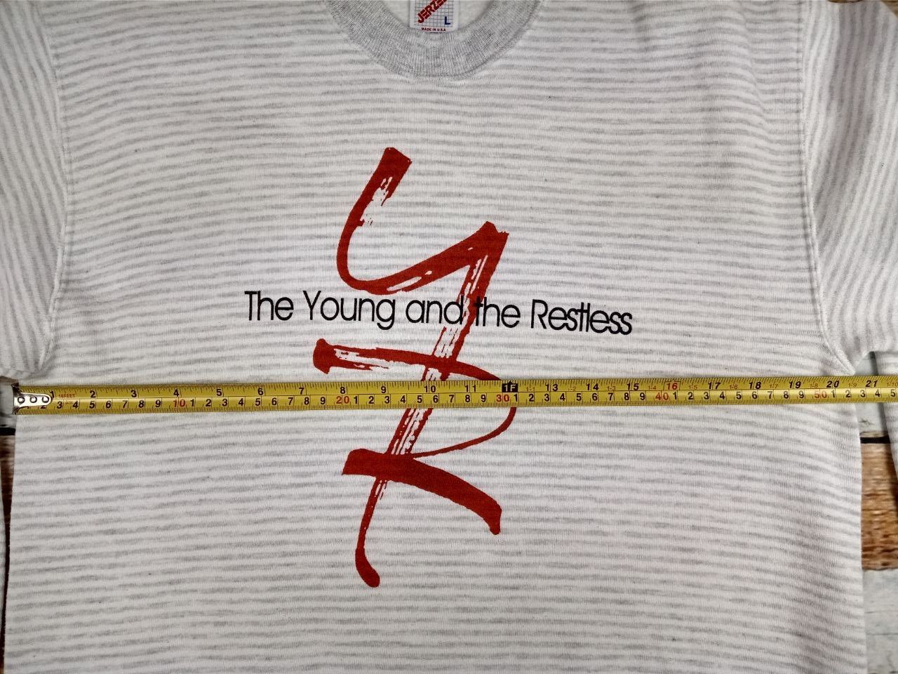 Jerzees Rare Vintage 90s The Young and the Restless Sweatshot Size L / US 10 / IT 46 - 12 Thumbnail