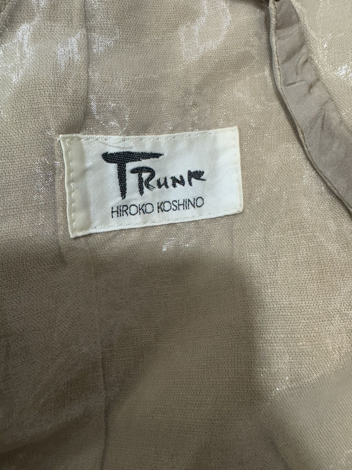 Hiroko Koshino Homme × Japanese Brand × Vintage Vintage Trunk by Hiroko Koshino Rare Fashion Hoodie Vest Size US M / EU 48-50 / 2 - 10 Thumbnail
