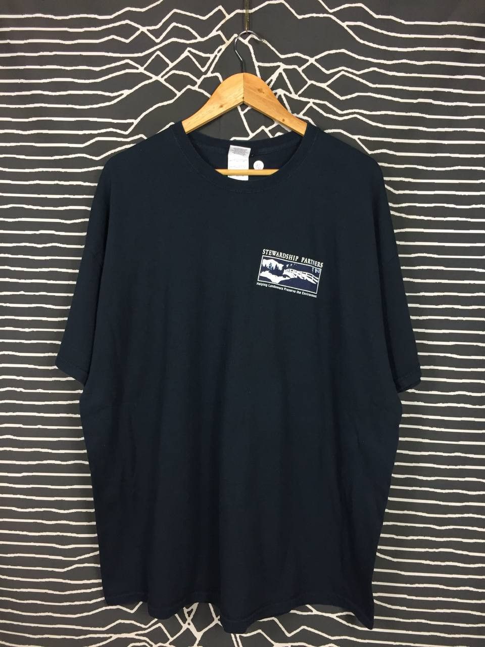 Gildan × Vintage Stewardship Partners Preserve The Environment Graphic Tee Size US XXL / EU 58 / 5 - 5 Thumbnail