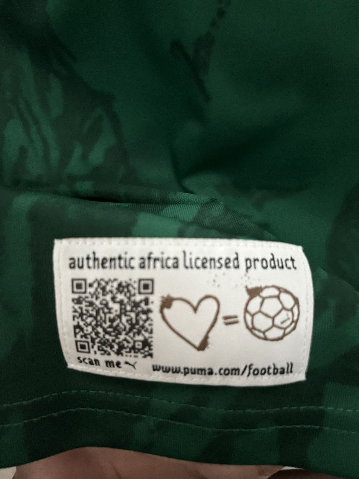 Puma Cameroon Home 2013 Authentic Size US M / EU 48-50 / 2 - 3 Thumbnail