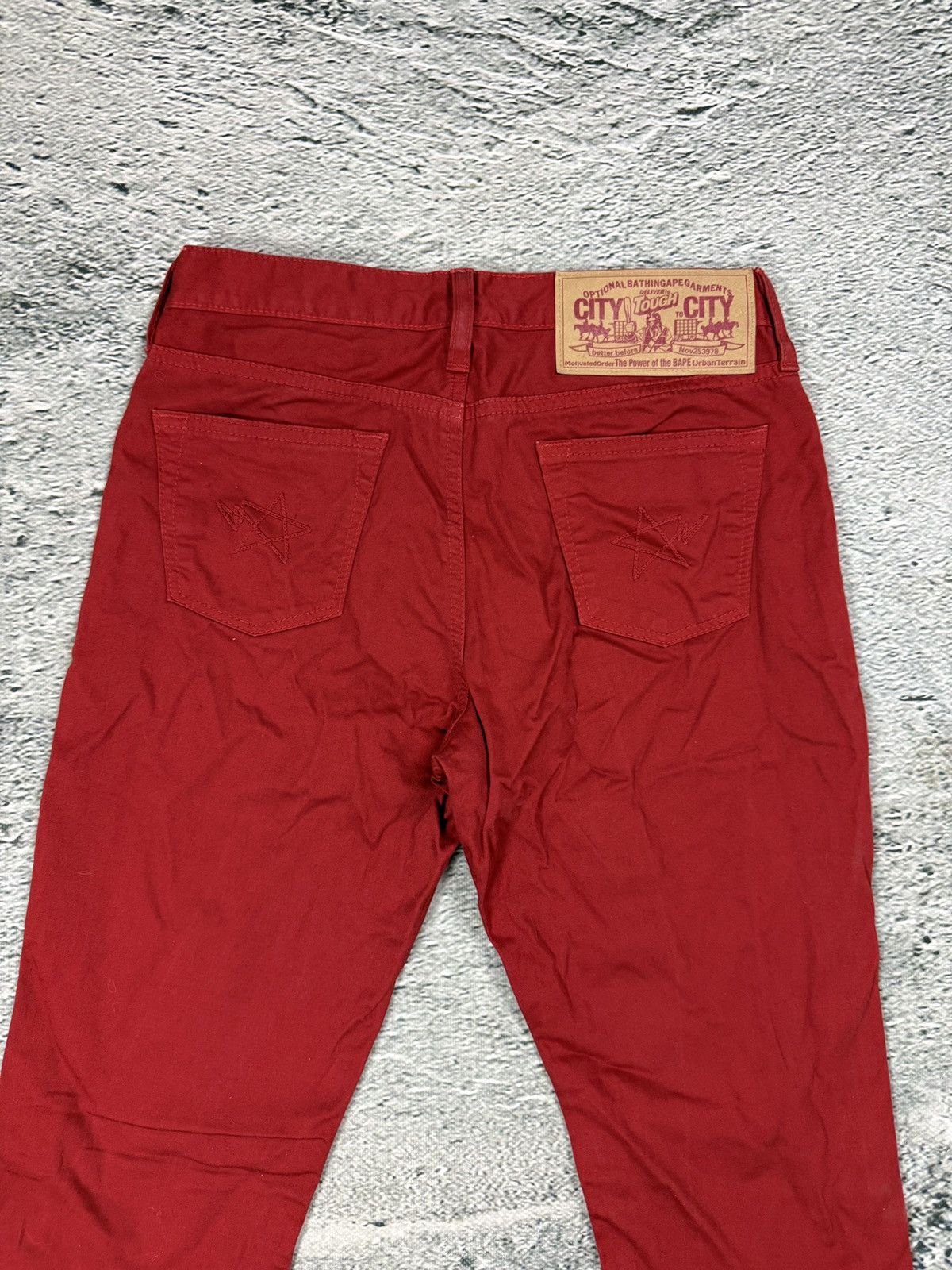 Bape Bape jeans red A Bathing Ape vintage Japanese pants Size 25" / US 0 / IT 36 - 2 Thumbnail