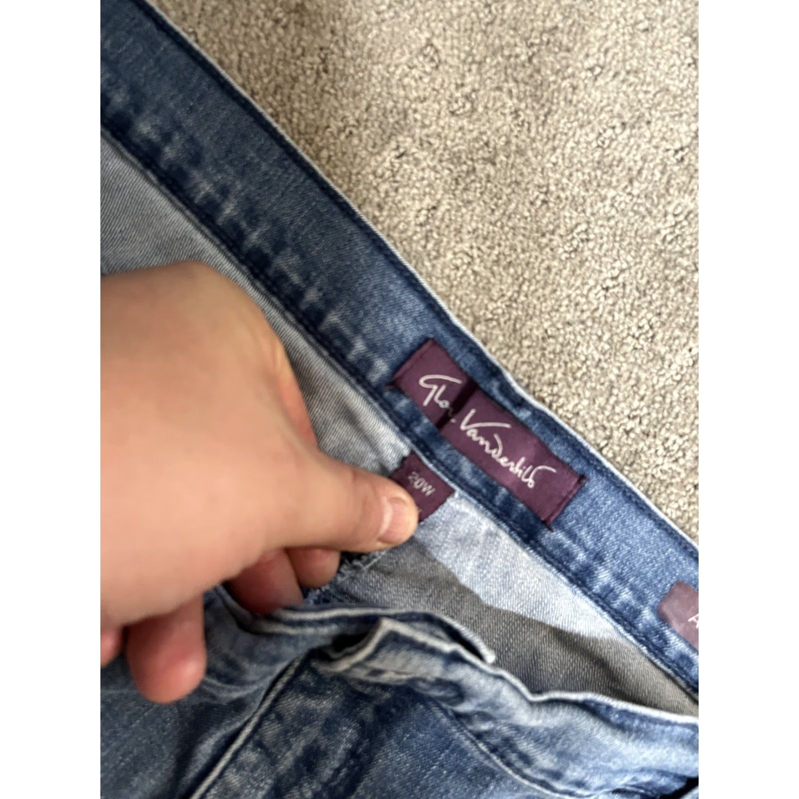 Gloria Vanderbilt Gloria Vanderbilt Amanda Jeans Womens Straight Denim 20W Plus Size Blue 31 In Inseam Regular Rise Mid Vintage No 98% Cotton 2% Spandex Size 27" / US 4 / IT 40 - 5 Thumbnail