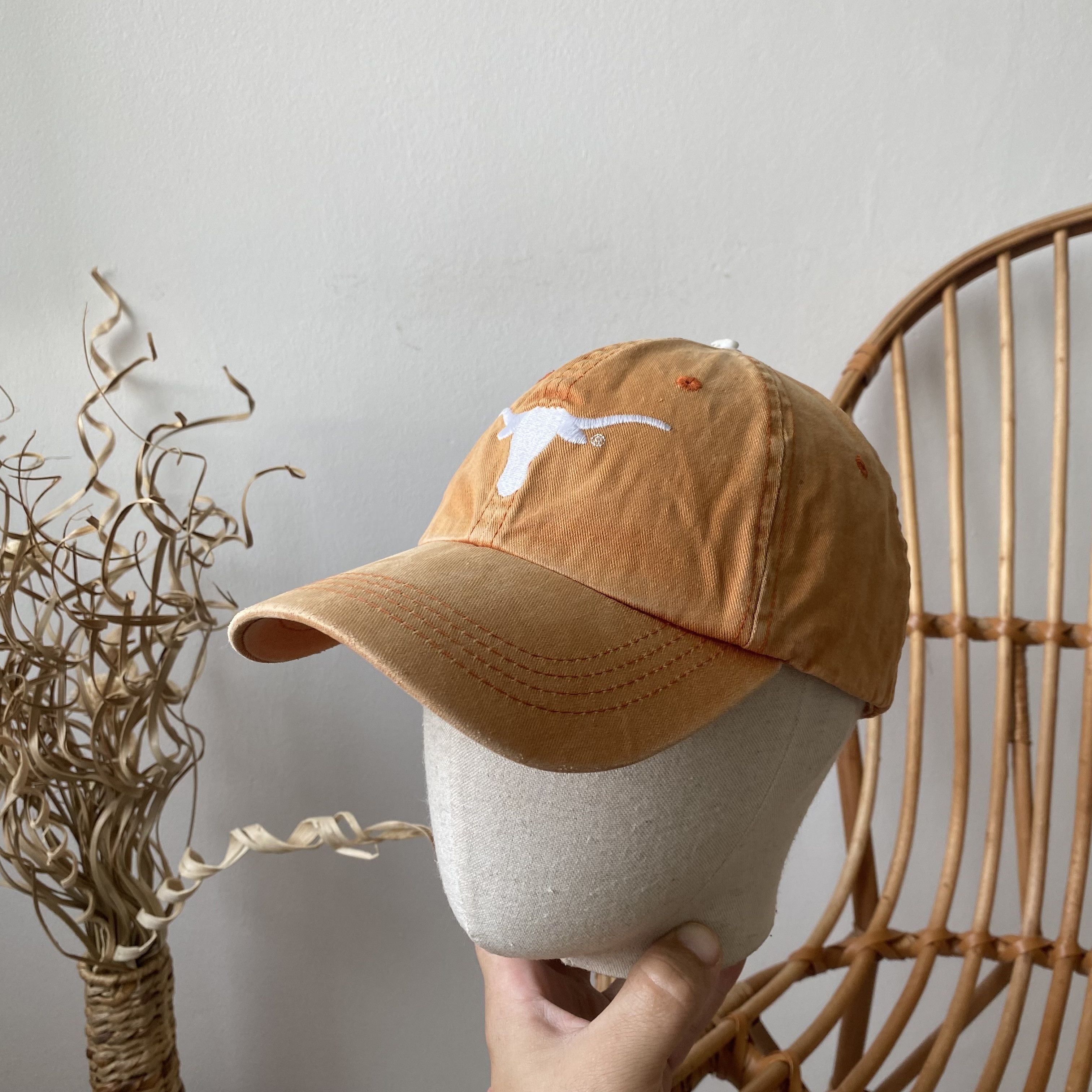 Vintage 🔥 Vintade Faded Texas Longhorns Cap USA University College Size ONE SIZE - 1 Thumbnail