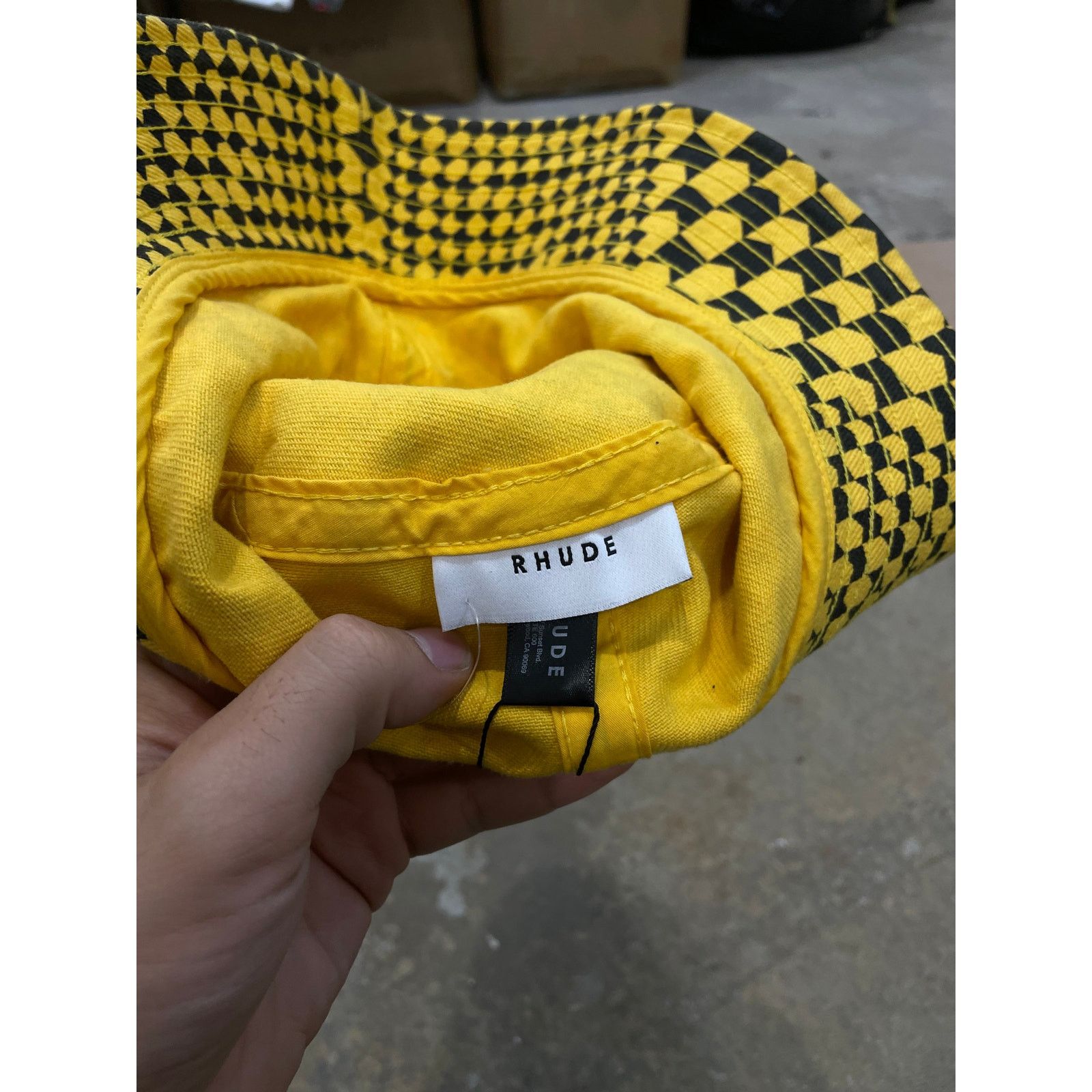 Rhude Rhude Bucket Hat Black Yellow Large Used Size ONE SIZE - 4 Thumbnail