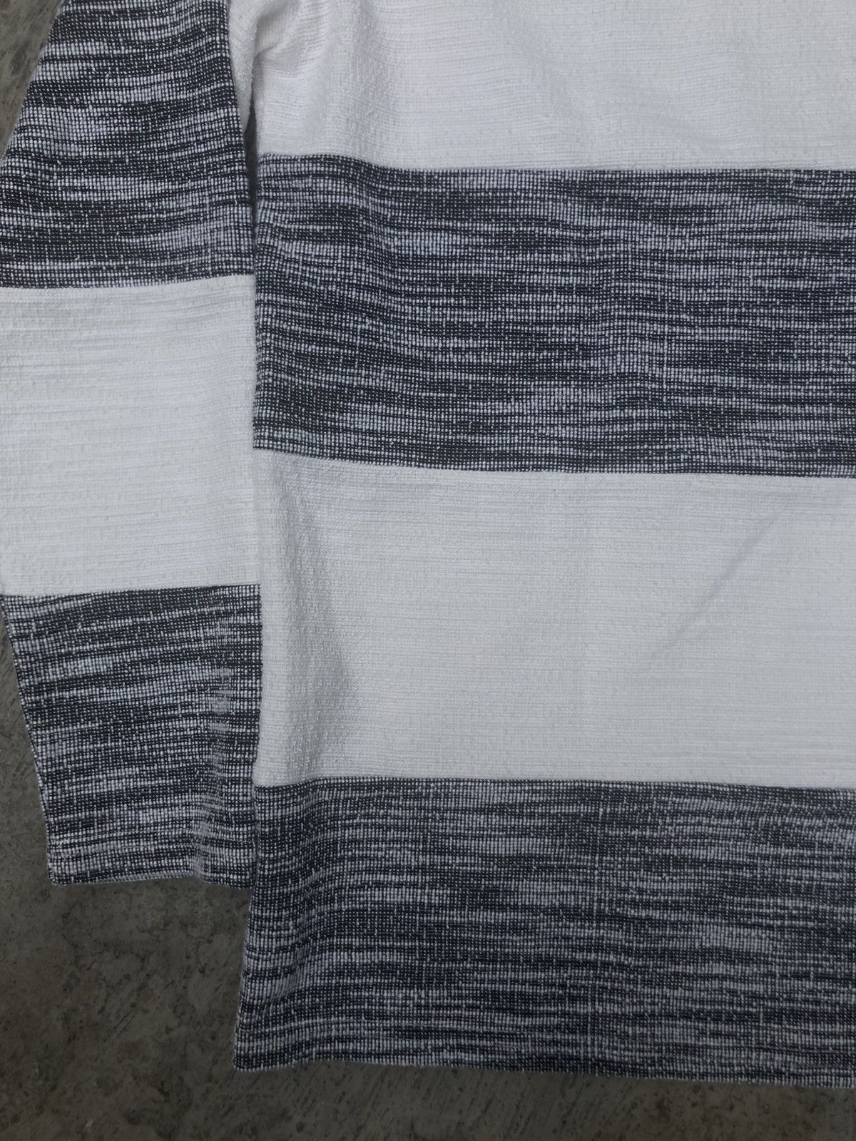 In The Attic IN THE ATTIC TEXTURED LONG SLEEVE Size US S / EU 44-46 / 1 - 6 Thumbnail