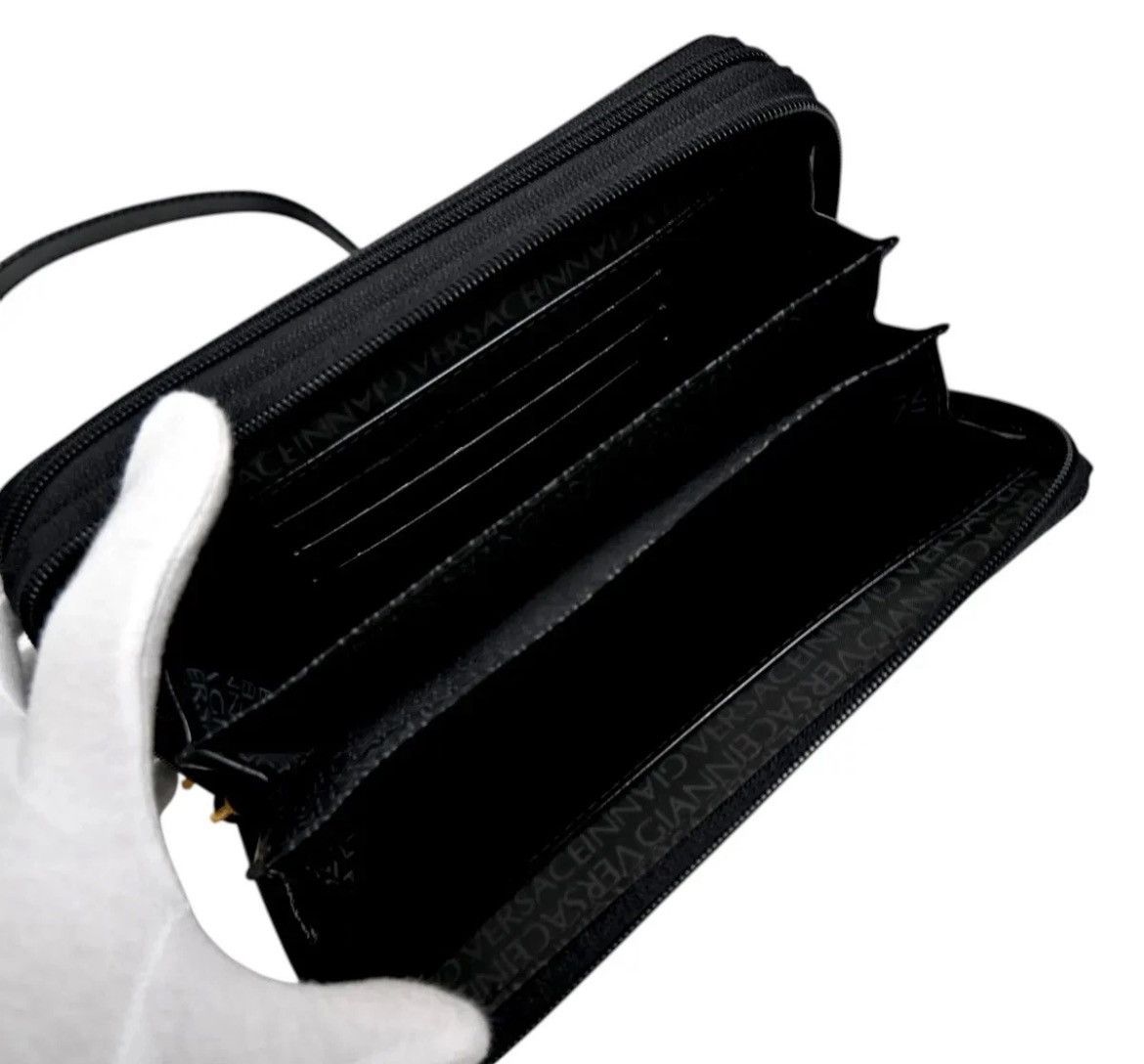Versace Gianni Versace Medusa Patent Croc Embossed Clutch Size ONE SIZE - 5 Thumbnail