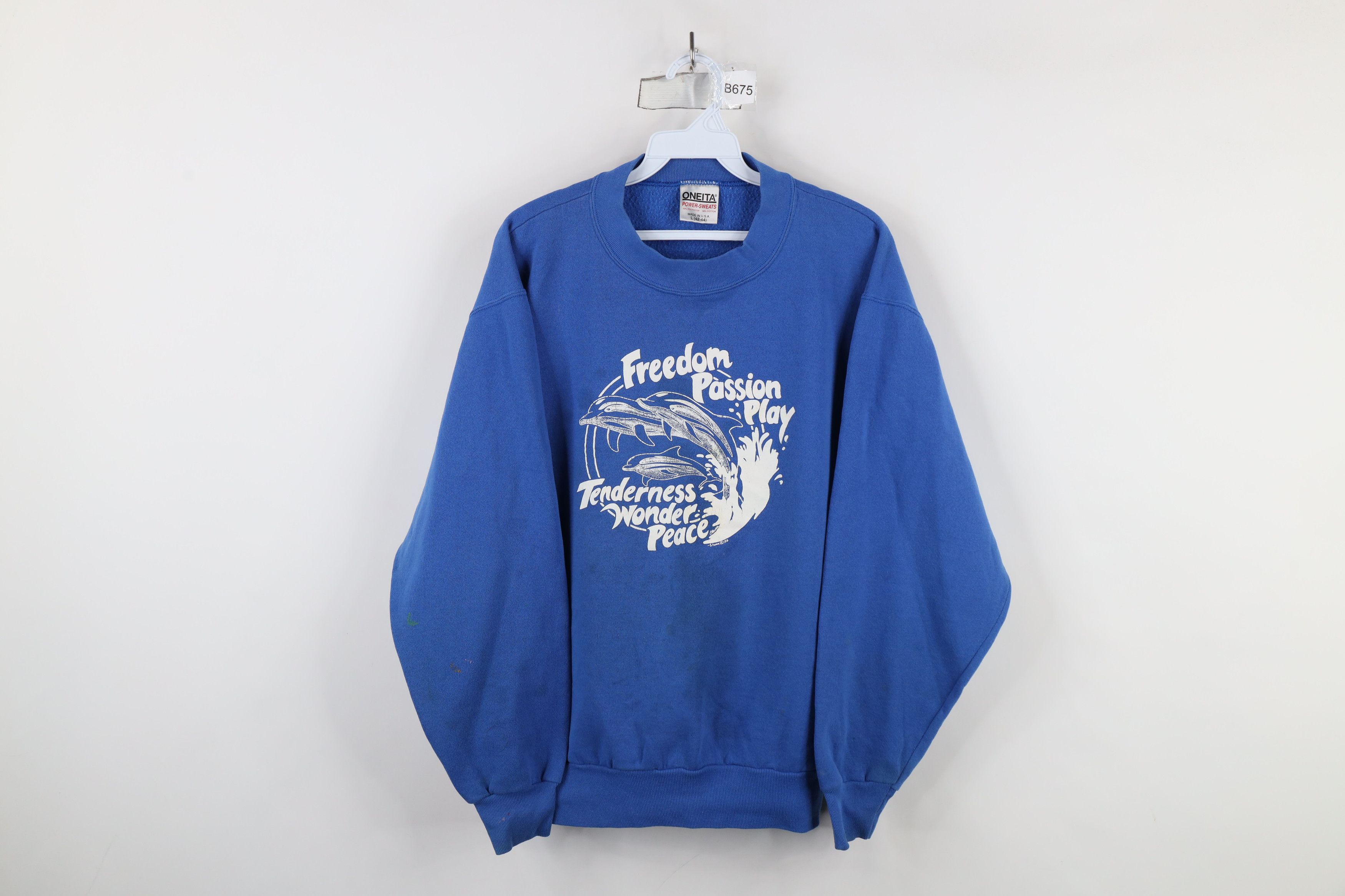 Vintage Vintage 90s Streetwear Free Willy Orca Whales Sweatshirt USA Size L / US 10 / IT 46 - 1 Thumbnail