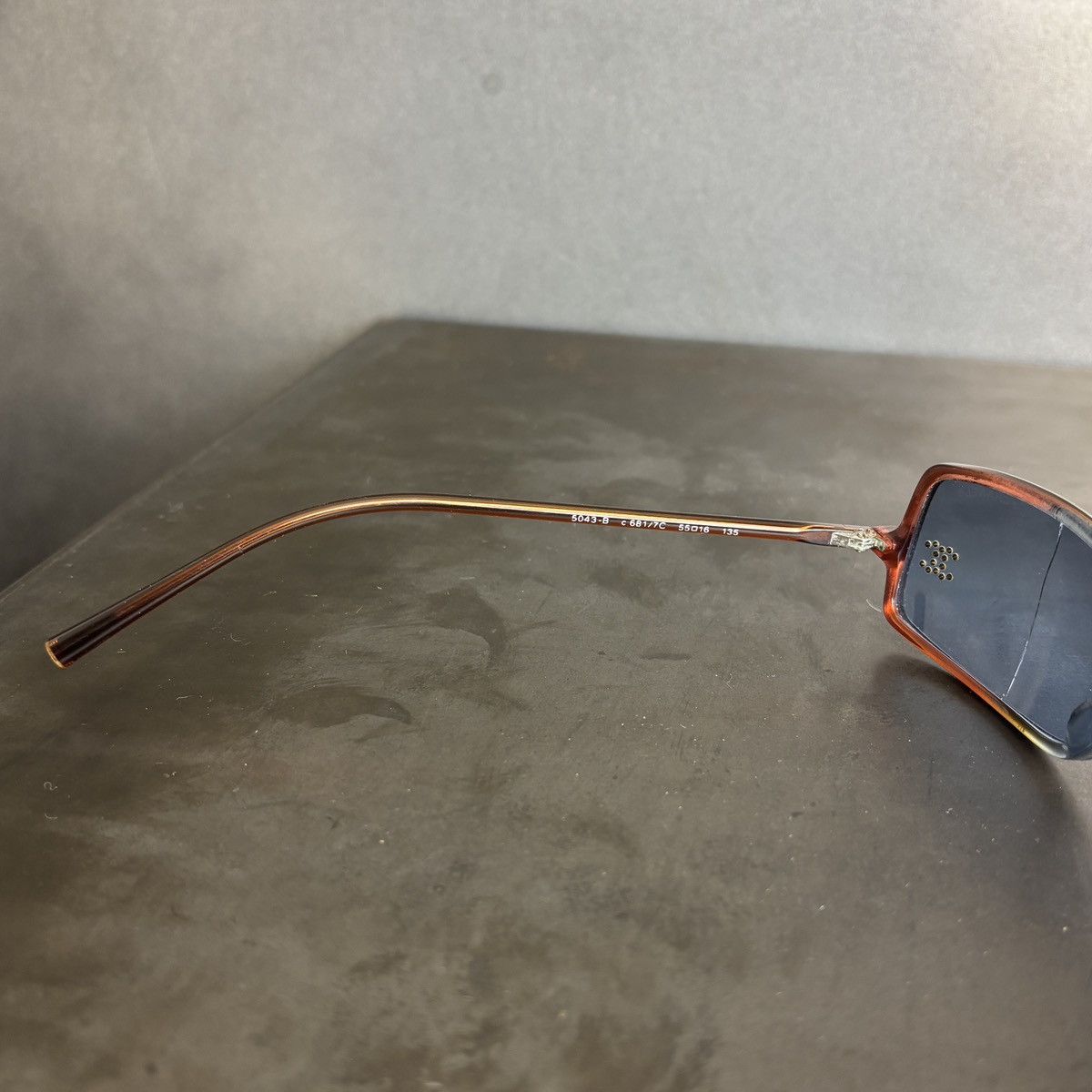 Chanel × Vintage 2000s Chanel Sunglasses Vintage Chanel Sunglasses Y2K 5043-B Size ONE SIZE - 17 Thumbnail