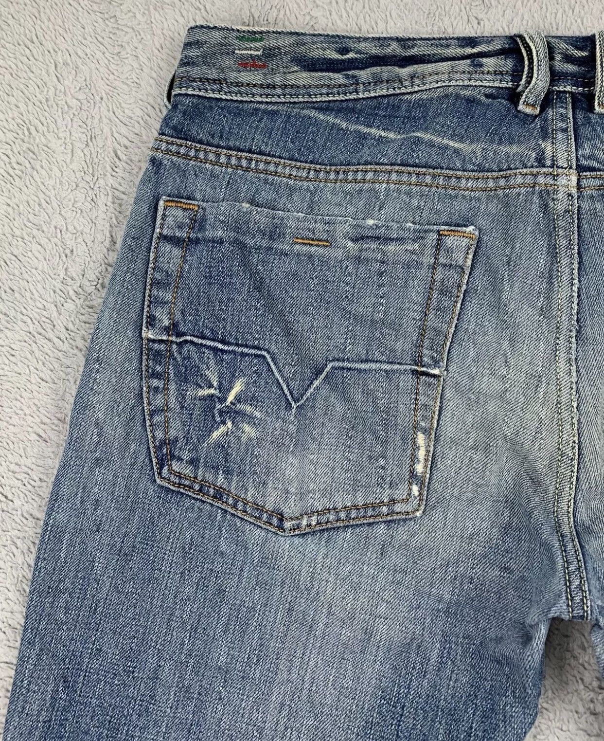Diesel Diesel Zathan Men’s W34 L32 Distressed Made In Italy 0089J Size US 34 / EU 50 - 5 Thumbnail