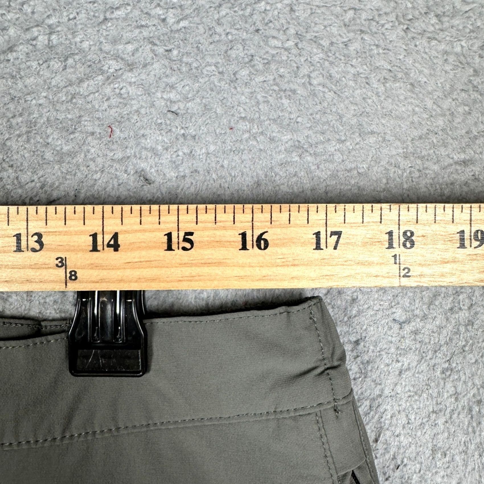 Vintage Apricoat Shorts Mens 34 Olive Green Zipped Pockets Stretch Hiking Outdoor EUC Size US 34 / EU 50 - 5 Thumbnail