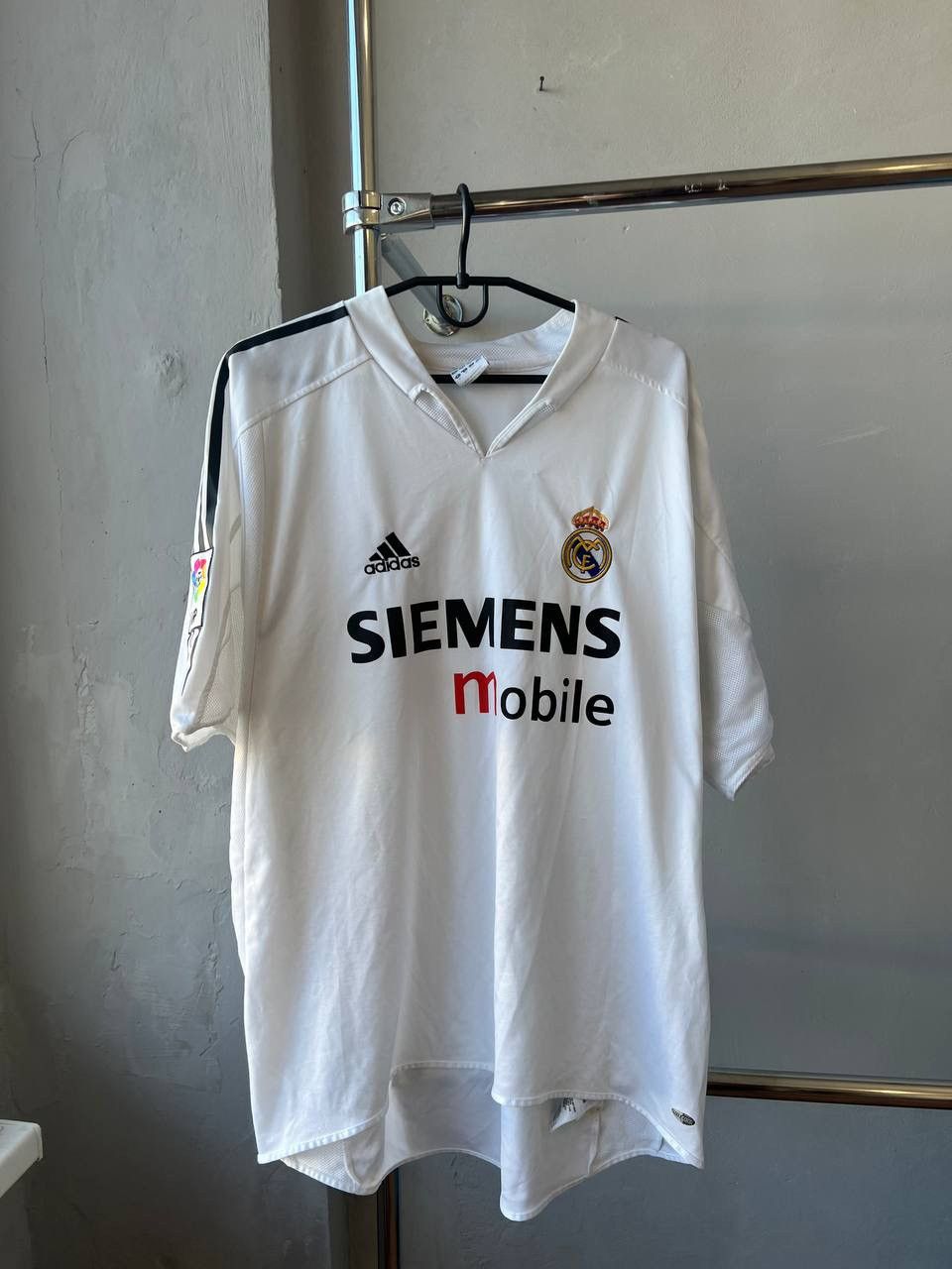 Vintage 2004/05 REAL MADRID HOME RARE SOCCER JERSEY SHIRT ADIDAS Size US XL / EU 56 / 4 - 2 Thumbnail