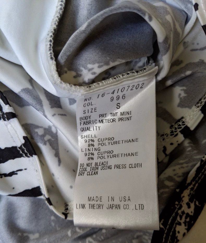 Helmut Lang HELMUT LANG size2 White and black printed asymmetrical beau Size 24" / US 00 / IT 34 - 3 Thumbnail