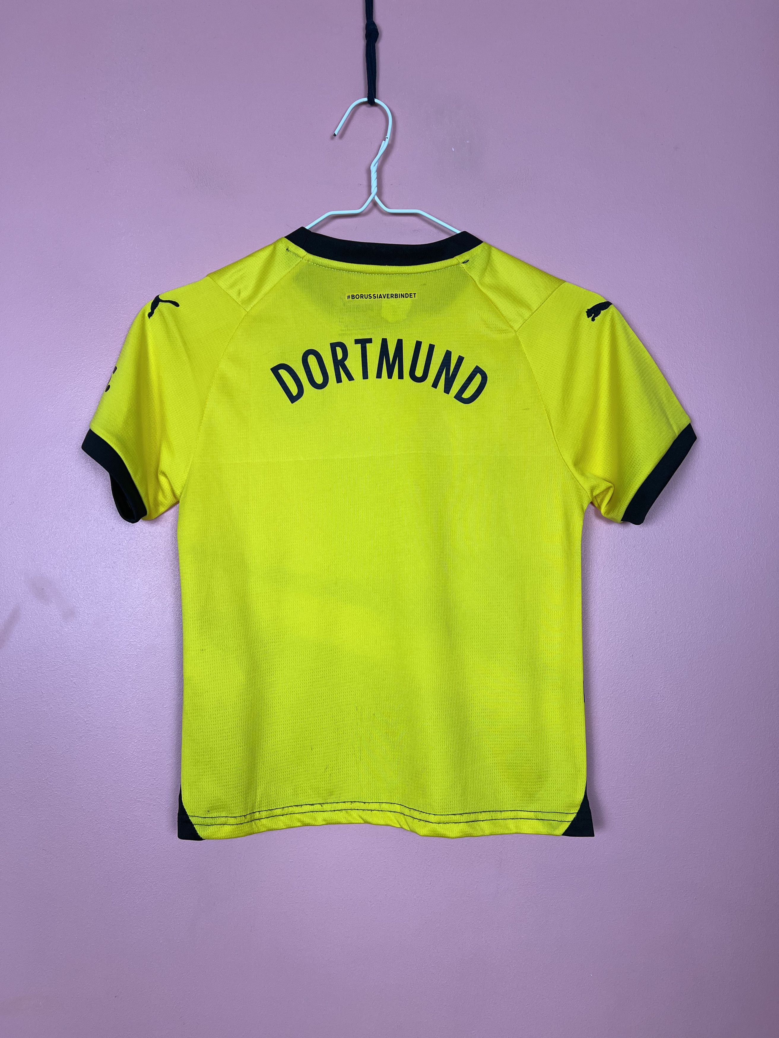 Puma puma Borussia dortmund teen kids soccer jersey football Size US M / EU 48-50 / 2 - 3 Thumbnail
