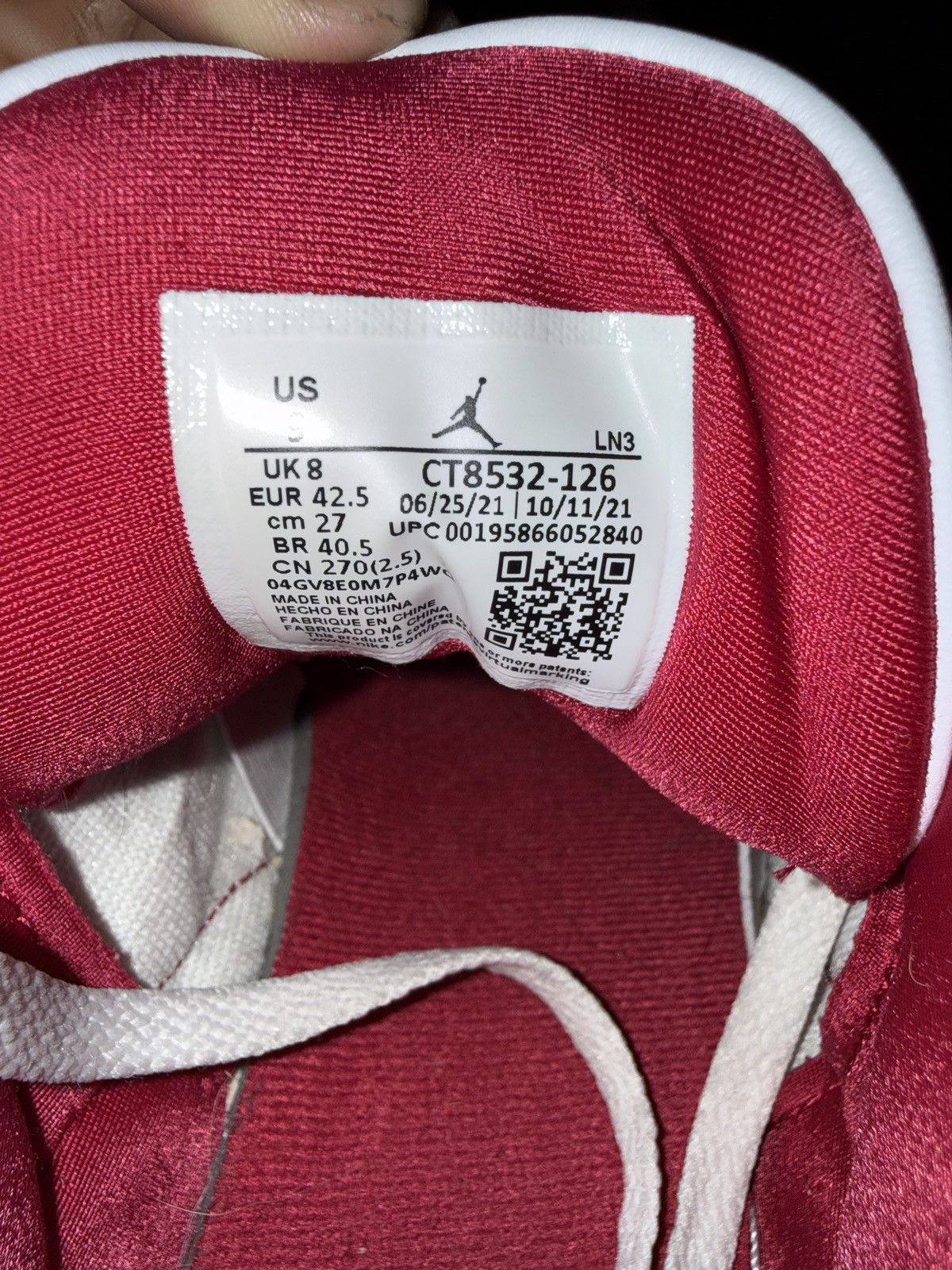 Jordan Brand Jordan 3 Cardinal Red Size US 9 / EU 42 - 9 Thumbnail