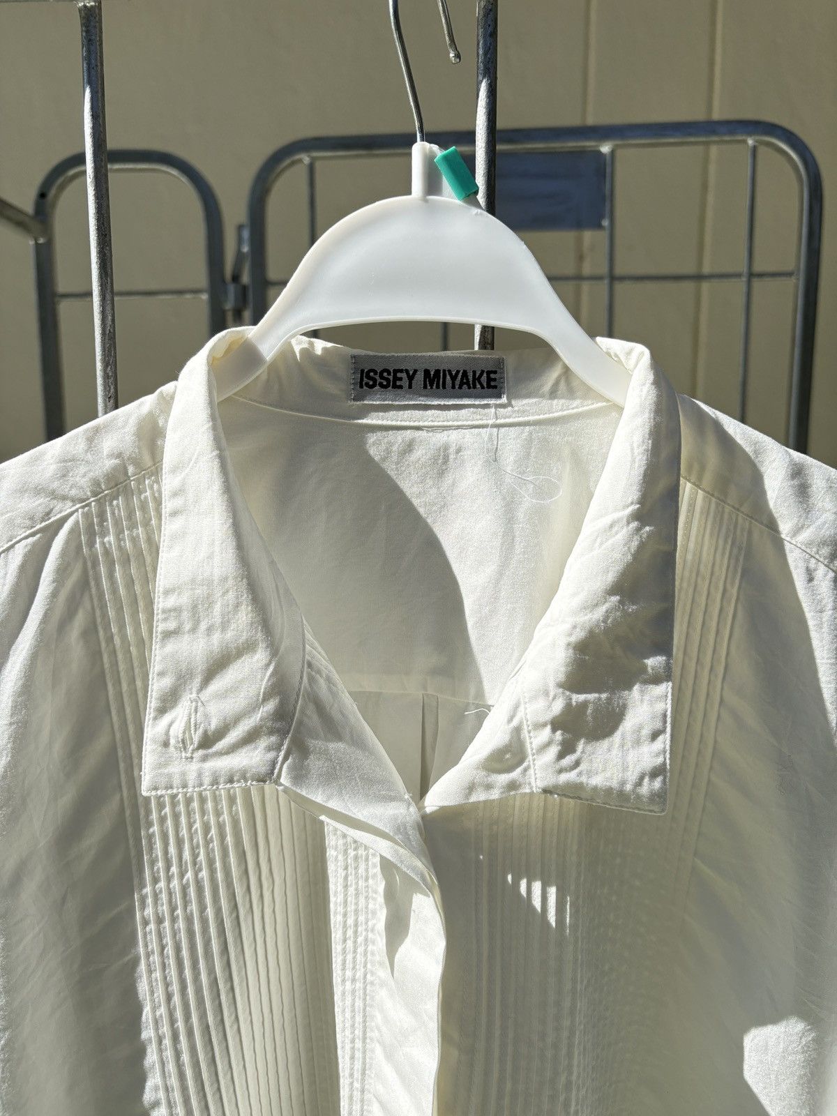 Issey Miyake Issey Miyake pleated white shirt Size M / US 6-8 / IT 42-44 - 11 Thumbnail