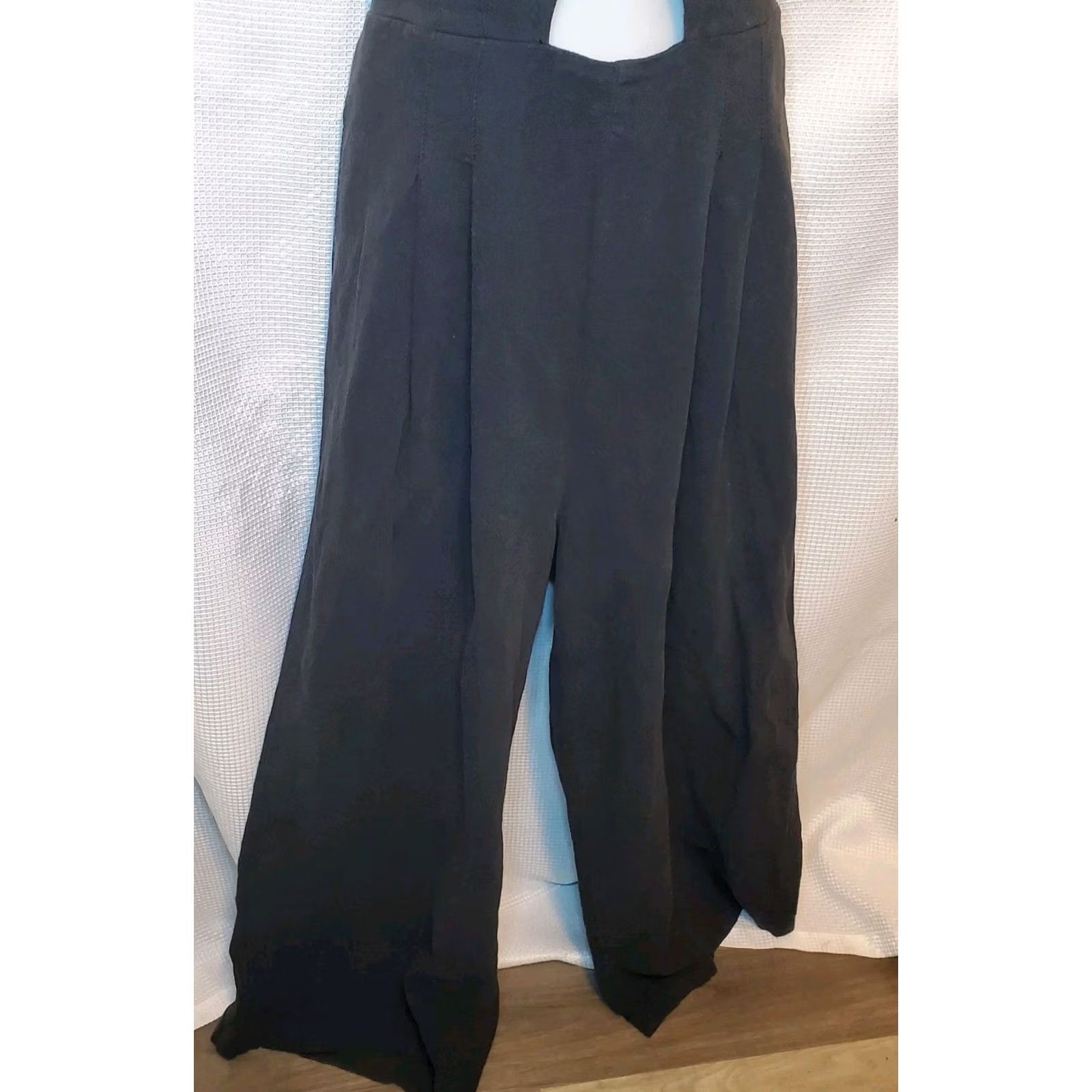 Free People VINTAGE? No — Free People Marbella Black Linen Wide Leg Jumpsuit L Womens Bohemian Beach Festival Summer Size 36" / US 14 / IT 50 - 7 Thumbnail