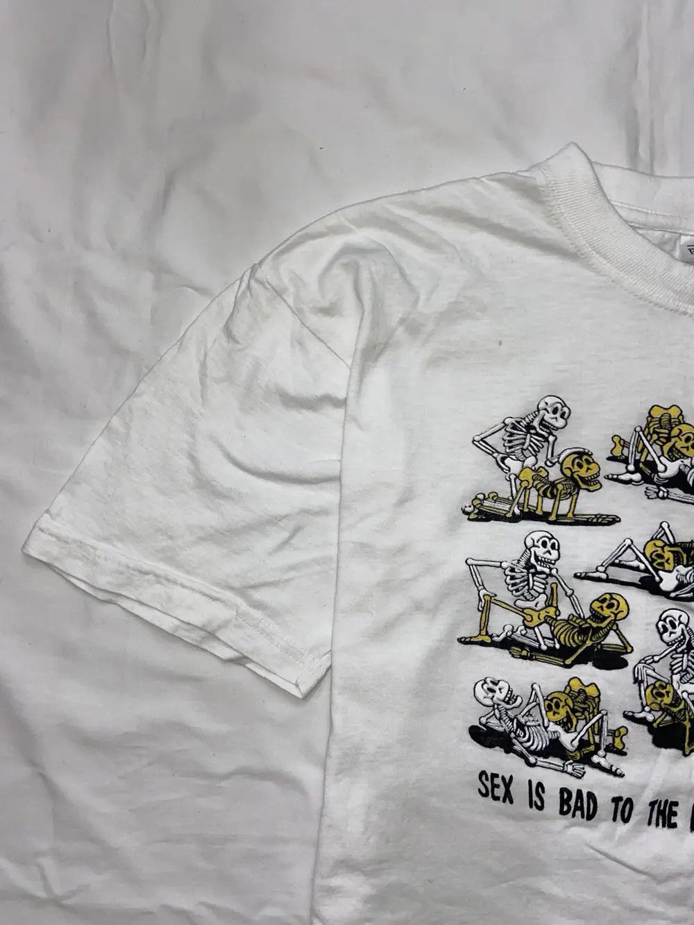 Vintage CRAZY VINTAGE FUNNY SEX IS BAD TO THE BONES TEE Y2K T SHIRT Size US M / EU 48-50 / 2 - 10 Thumbnail