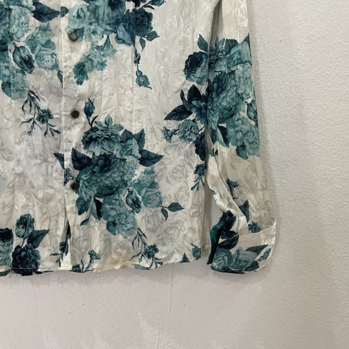 Tornado Mart Vintage Tornado Mart Flower Motive Button Ups Tee Size M / US 6-8 / IT 42-44 - 2 Thumbnail