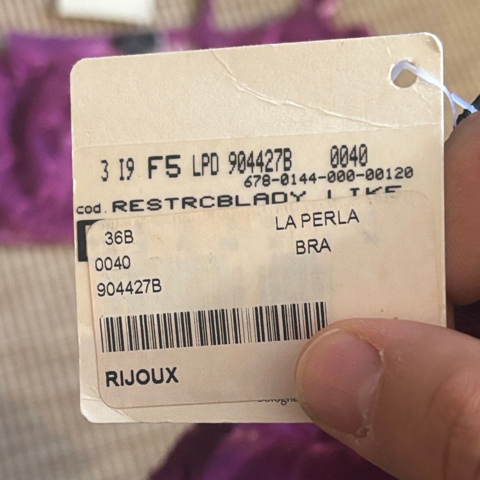 La Perla NWT La Perla Magenta Lace Bra size 36B Size ONE SIZE - 11 Thumbnail