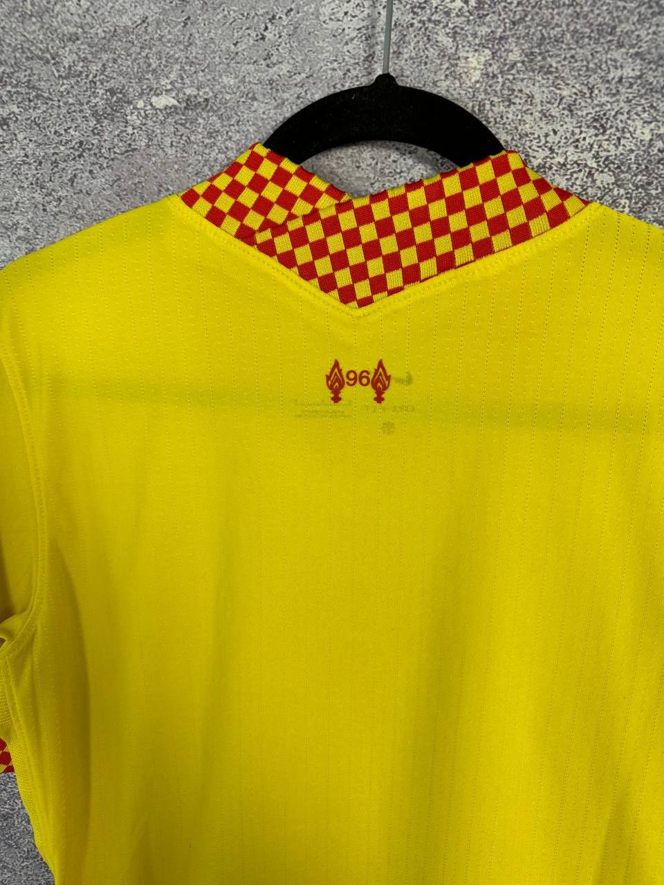 Nike × Vintage Vintage Liverpool 2021/22 Nike Soccer Jersey Small Size US S / EU 44-46 / 1 - 11 Thumbnail
