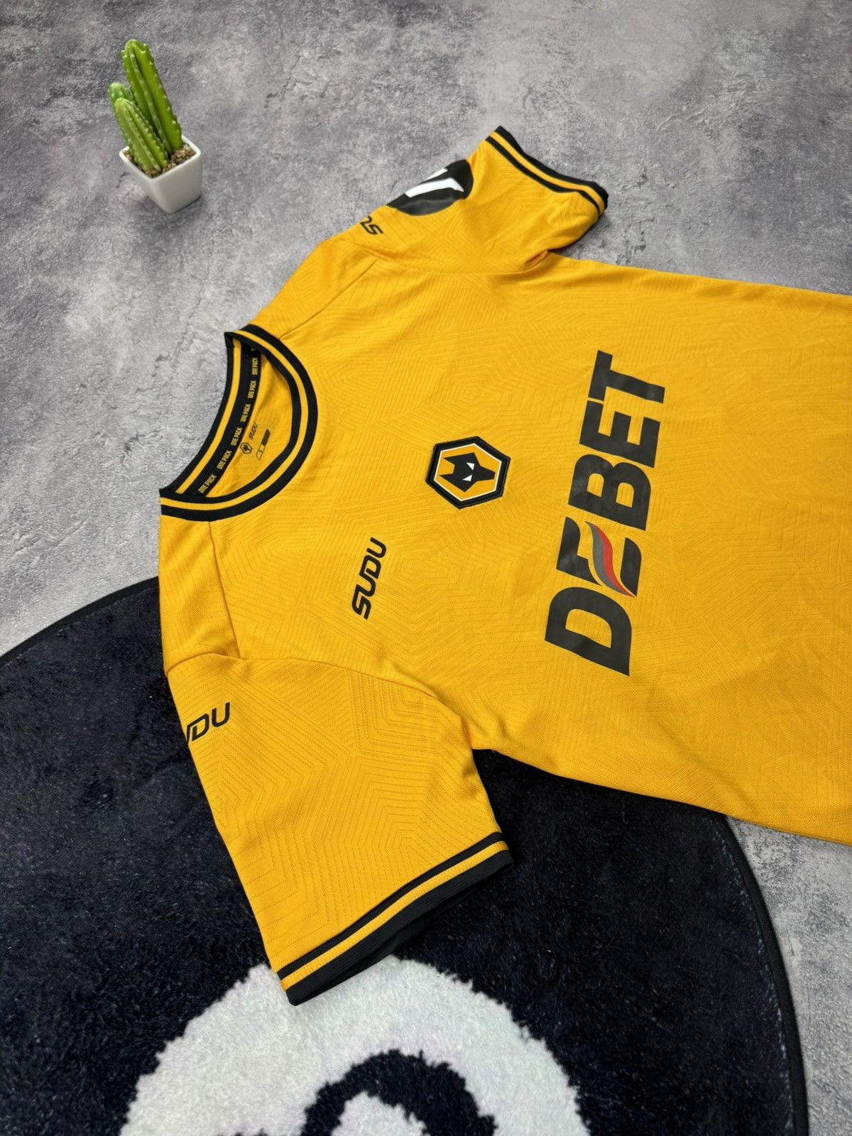 SUBU Wolverhampton Wanderers 2024/25 Home Shirt #10 CUNHA Size S Size US S / EU 44-46 / 1 - 3 Thumbnail