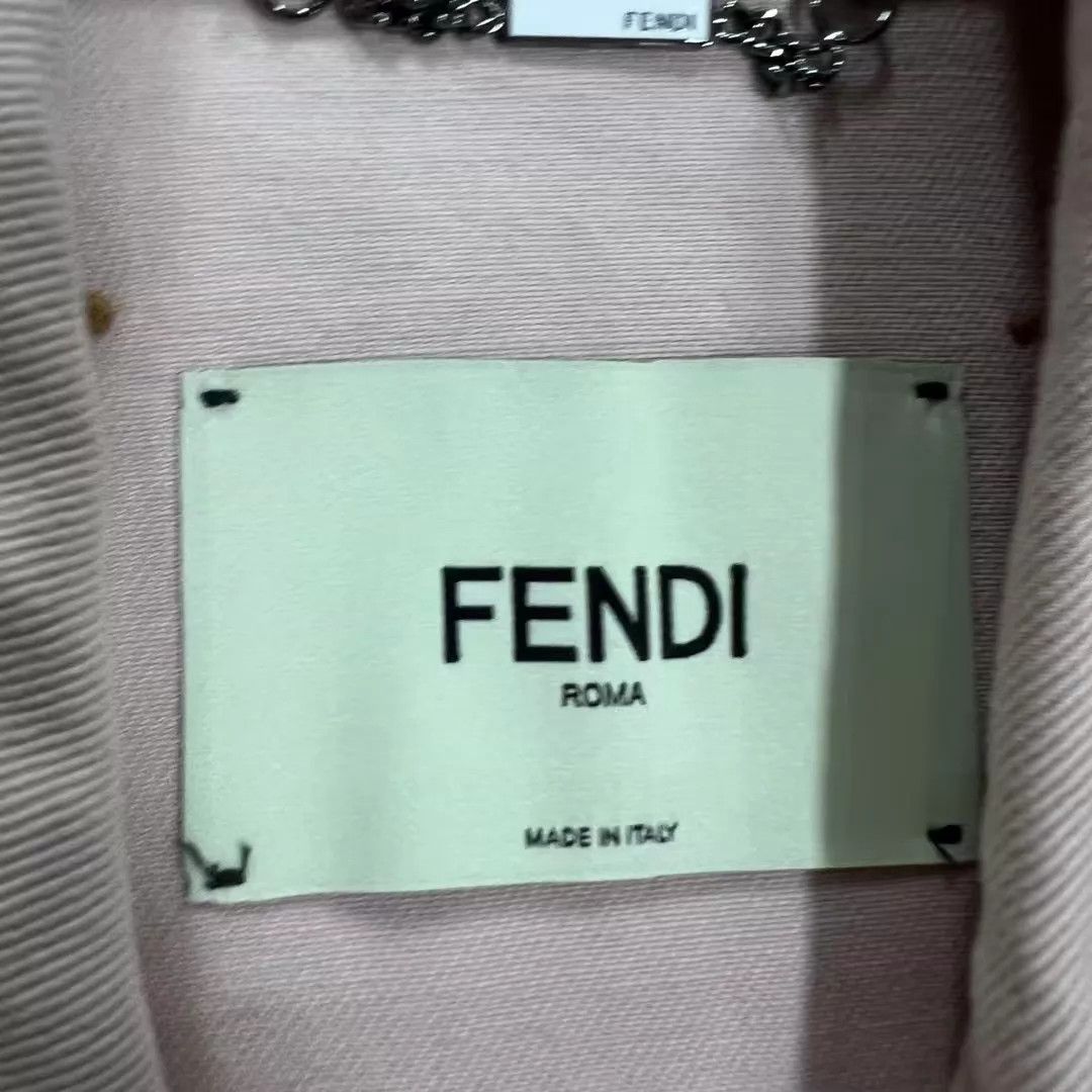 Fendi Fendi pink denim jacket size 38 worn once 99 new Size XS / US 0-2 / IT 36-38 - 3 Thumbnail