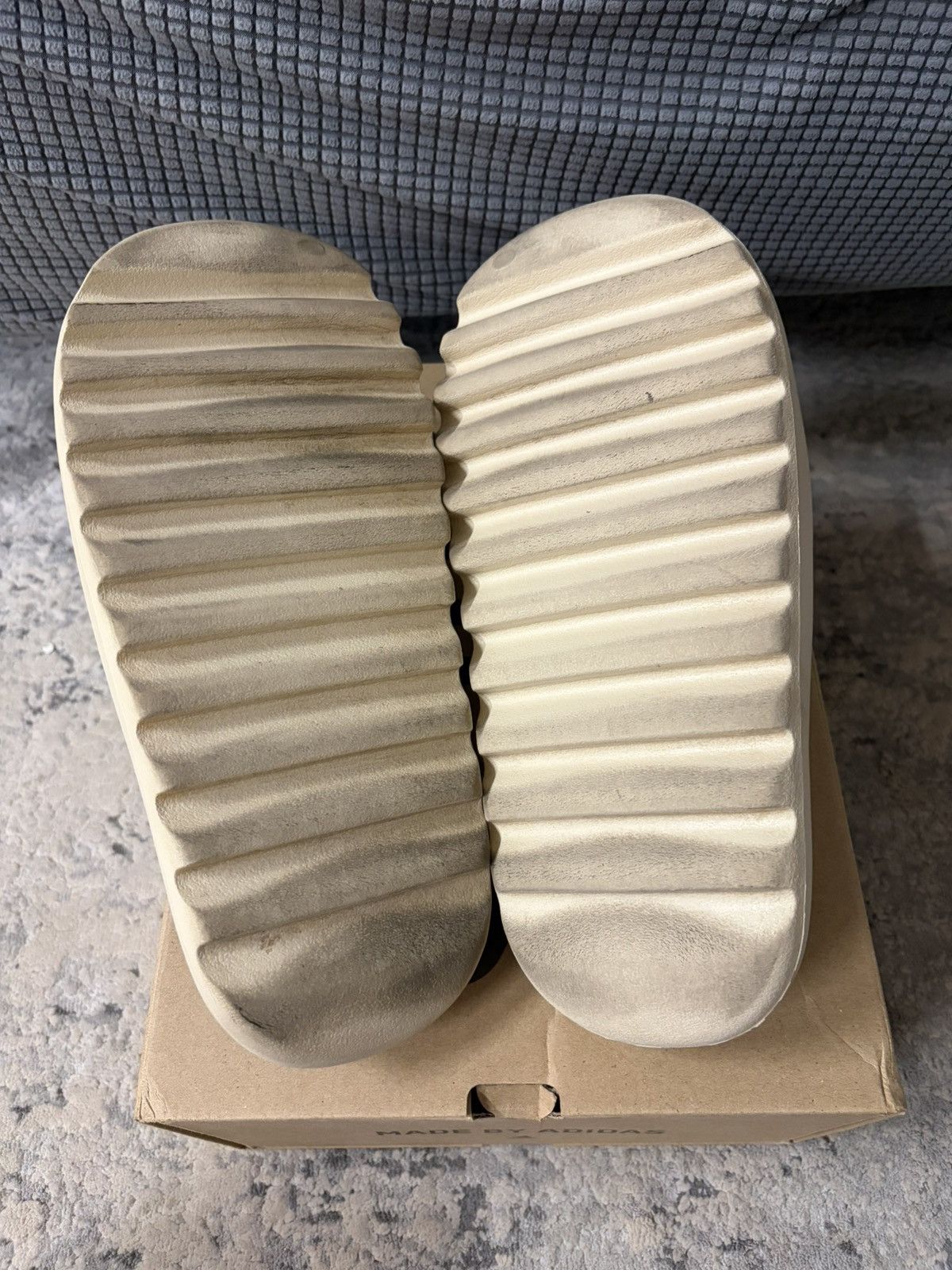Yeezy Yeezy Slide - Bone FZ5897 Size US 11 / EU 44 - 7 Thumbnail