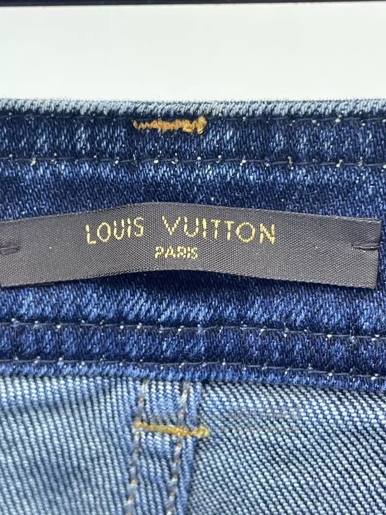 Louis Vuitton Louis Vuitton Blue denim pencil pants Size US 36 / EU 52 - 5 Thumbnail