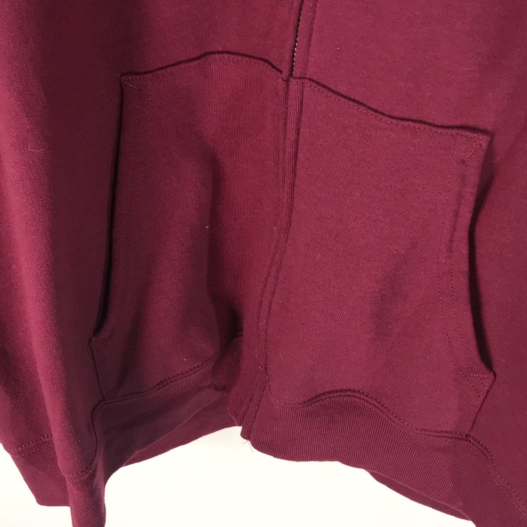 Hanes VINTAGE? No — Hanes Ecosmart Mens Hoodie Full Zip Maroon Size L Regular Hoodie Sweatshirt 50/50 Cotton Polyester 28" 24" 24" Chest ARGH Size US L / EU 52-54 / 3 - 4 Thumbnail