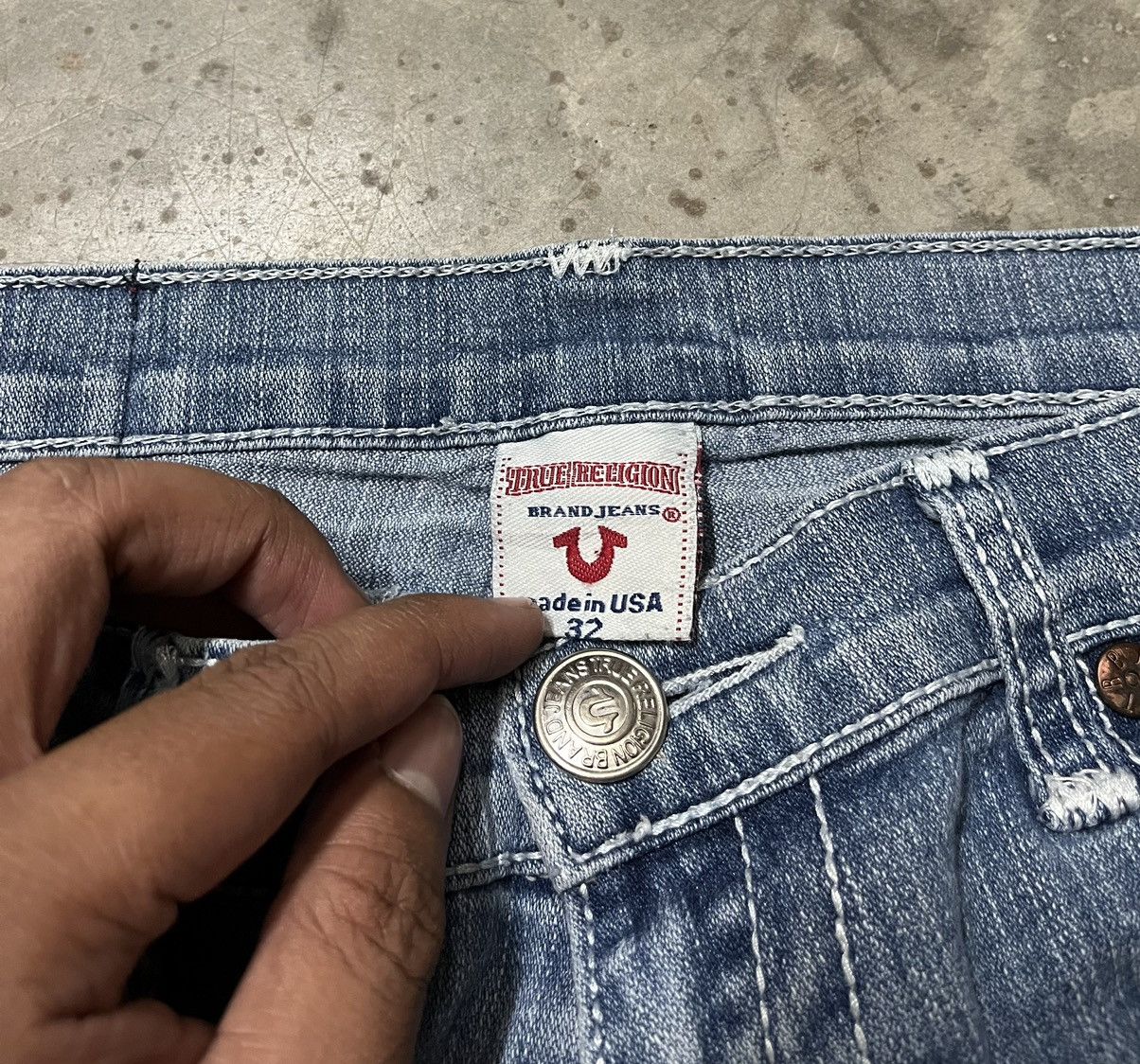 True Religion Vintage True religion faded blue section Joey low rise denim Size US 30 / EU 46 - 9 Thumbnail