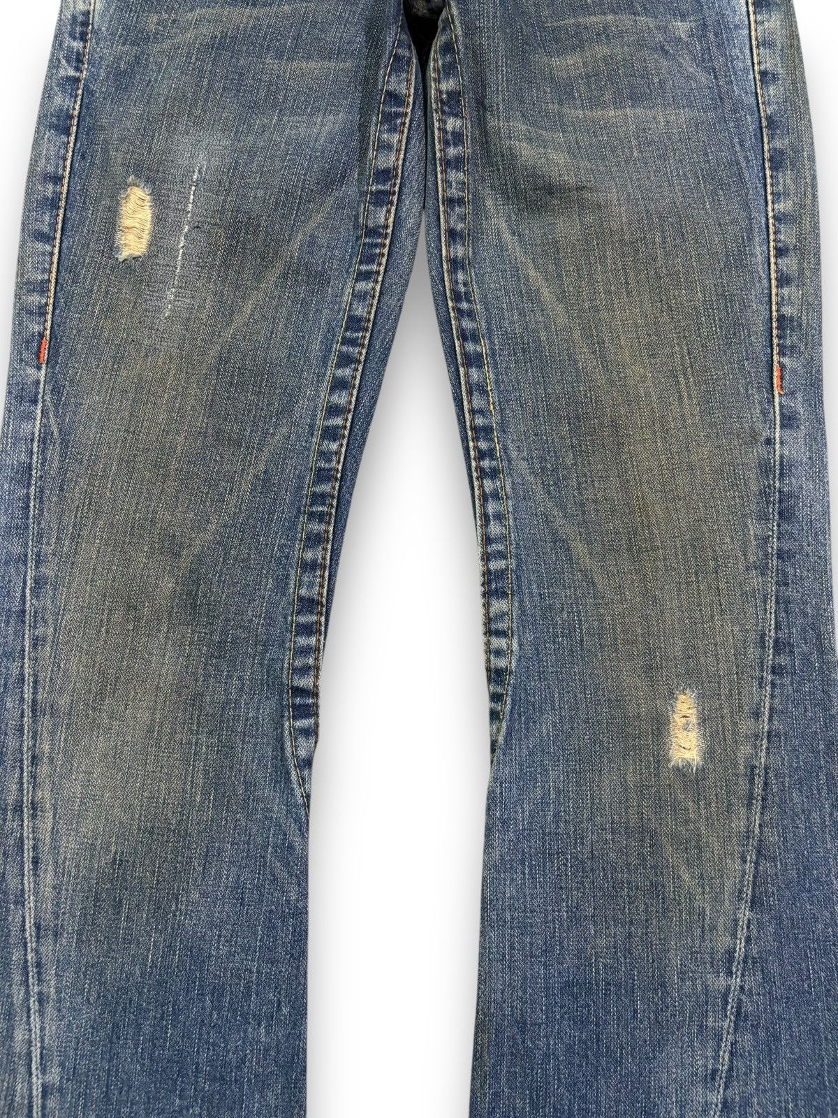 True Religion Vintage True Religion Joey Mud Washed Flare Distressed Jeans Size US 28 / EU 44 - 6 Thumbnail