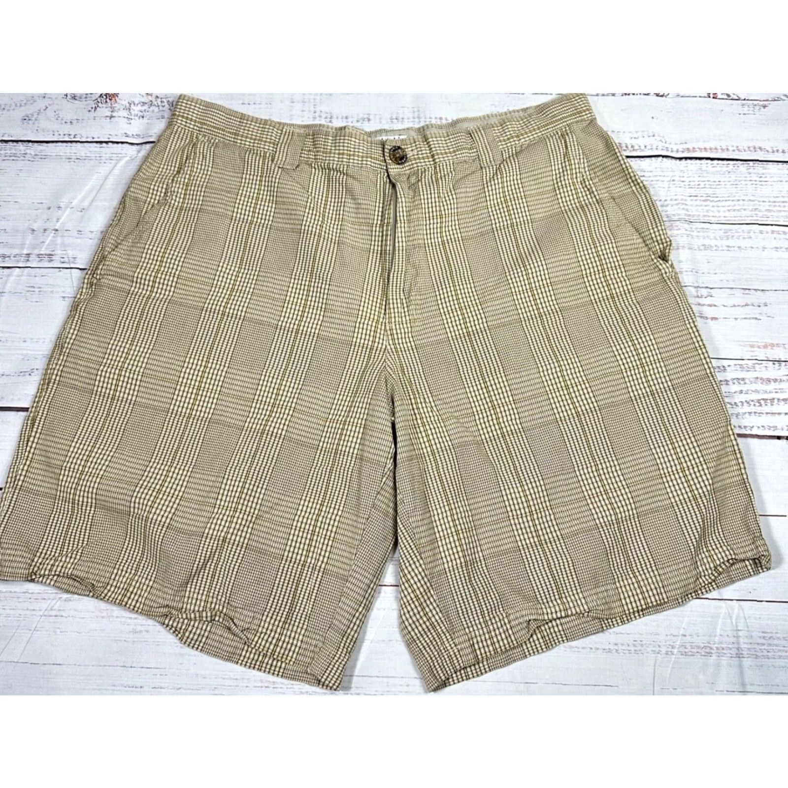 Vintage Columbia Mens Chino Shorts 38 Beige 100% Cotton Flat Front Regular Size XS/Adult 38 Beige Chino Size US 38 / EU 54 - 2 Thumbnail