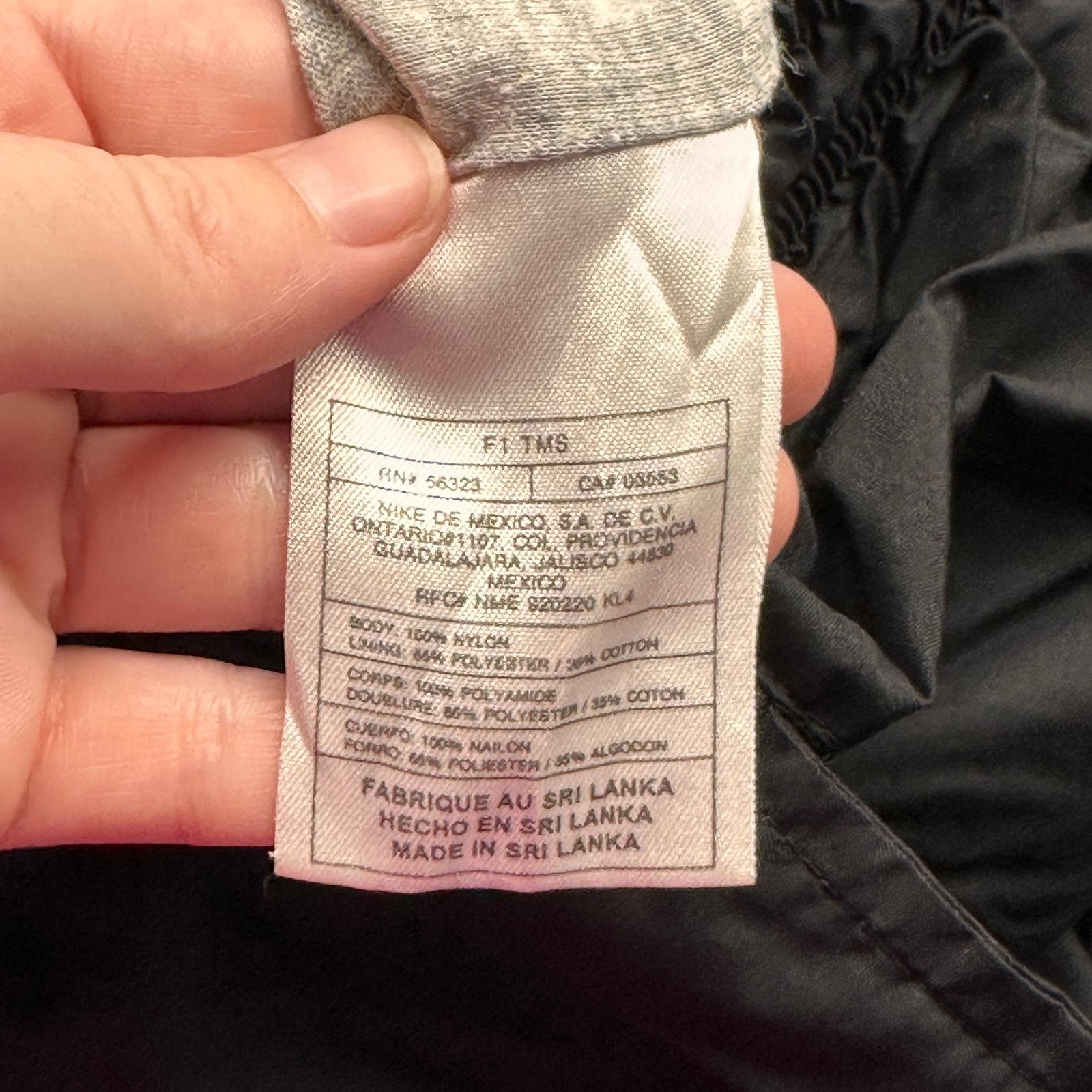 Nike Vintage Y2K Nike Lined Windbreaker Pants Mens Medium Black Size US 30 / EU 46 - 16 Thumbnail