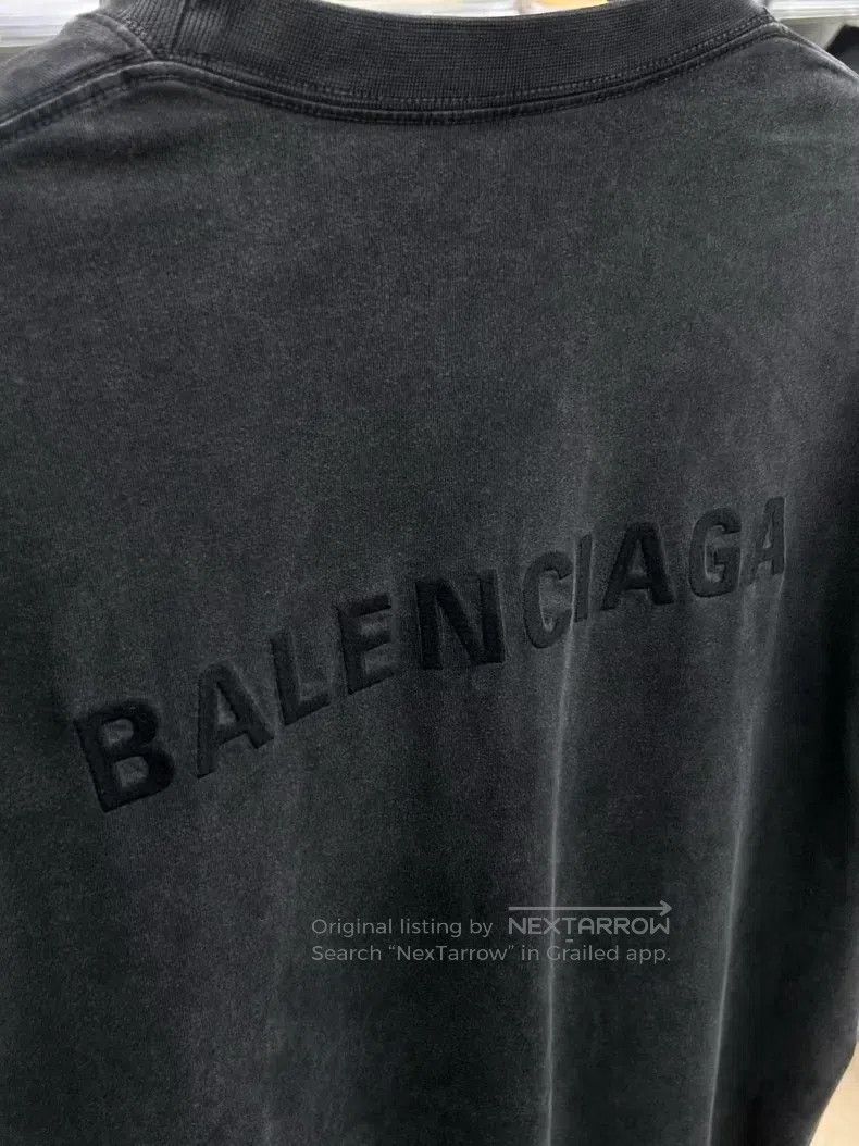 Balenciaga Balenciaga Water-washed grey short-sleeve, size L Size US L / EU 52-54 / 3 - 4 Thumbnail