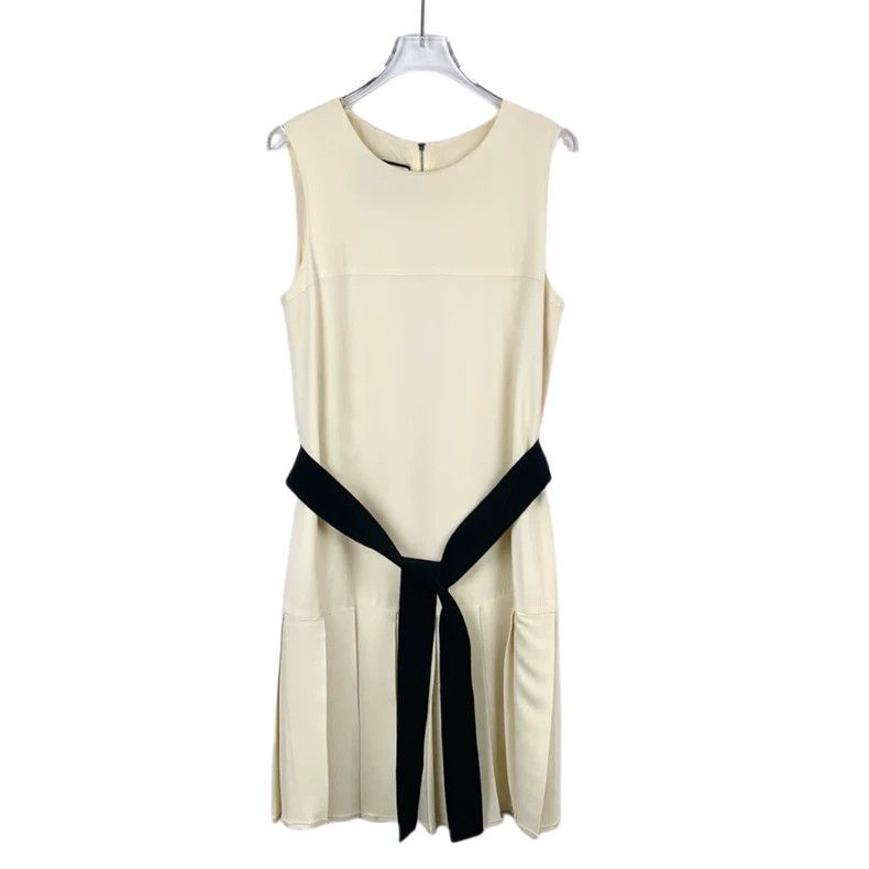 Gucci GucciBeige round-neck belt sleeveless dress Size M / US 6-8 / IT 42-44 - 1 Thumbnail