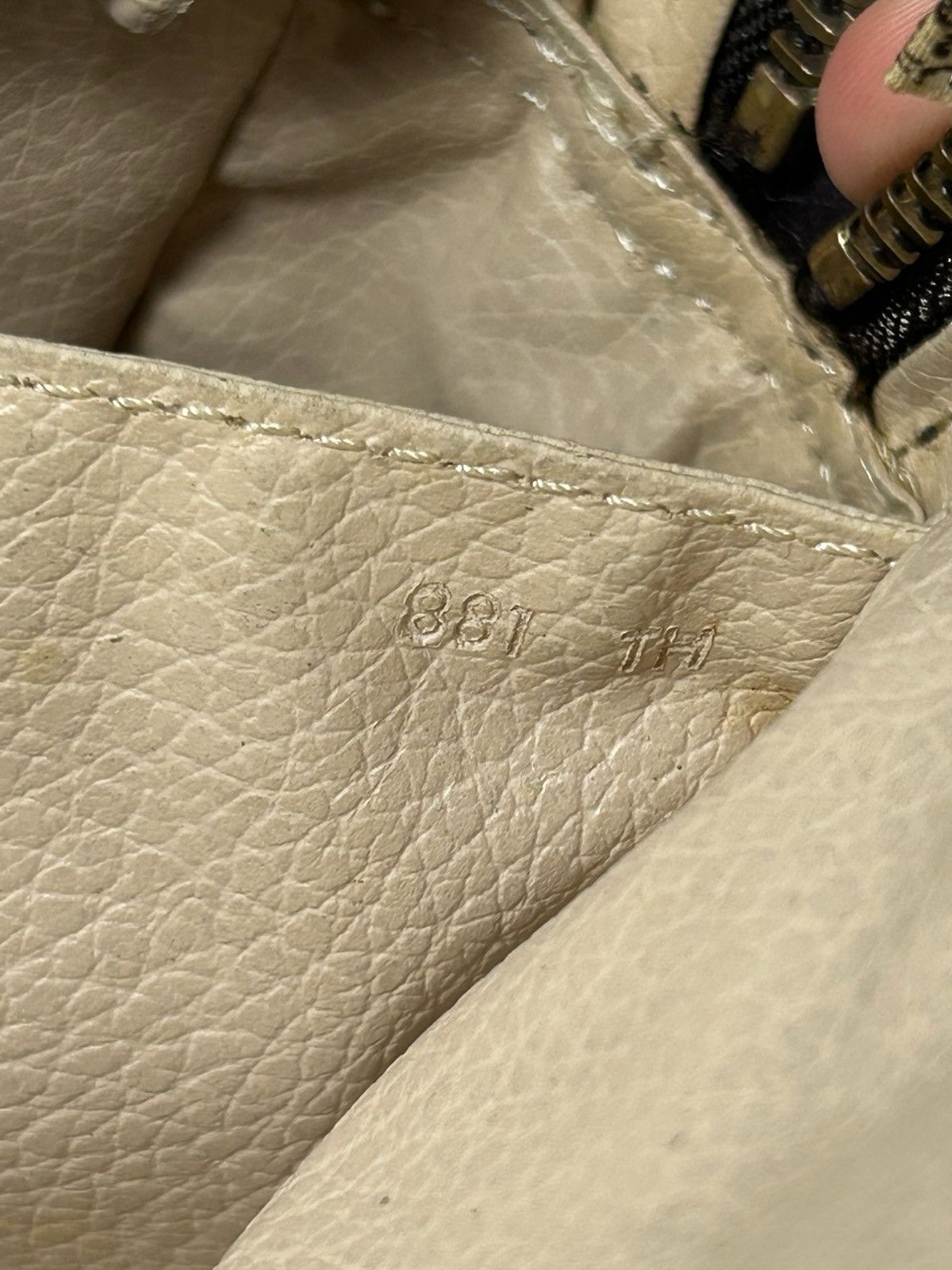 Louis Vuitton Louis Vuitton Monogram Clutch Bag Size ONE SIZE - 5 Thumbnail