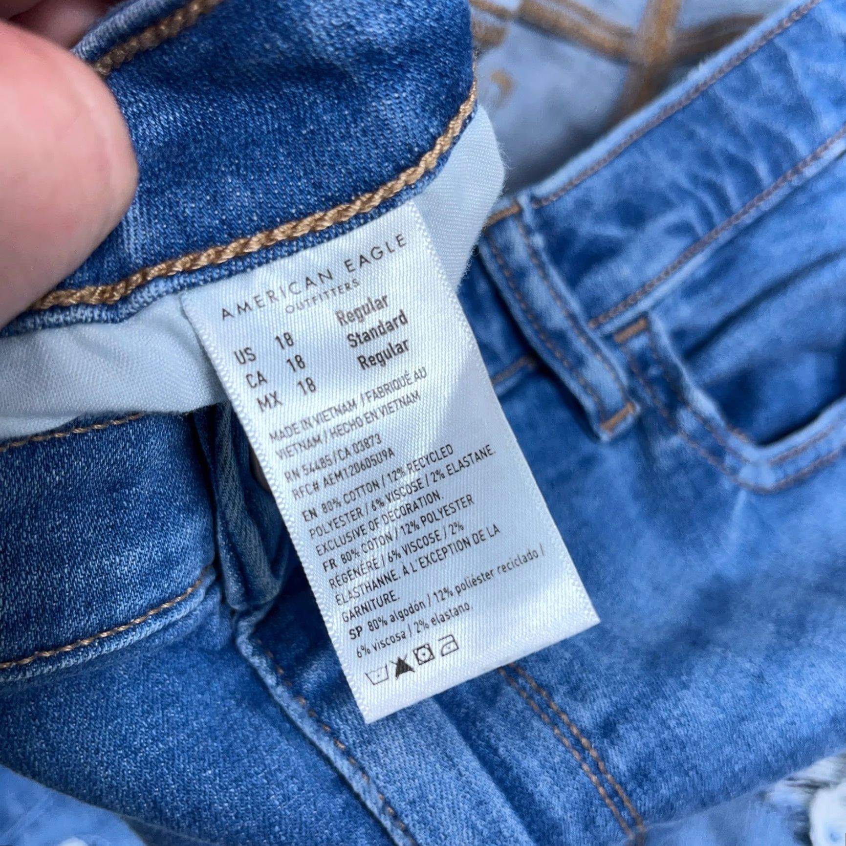 American Eagle Outfitters American Eagle Jeans Women 18 High Rise Jegging Med Wash Distressed Blue 90s Style Mens? Size 40" / US 18 - 3 Thumbnail