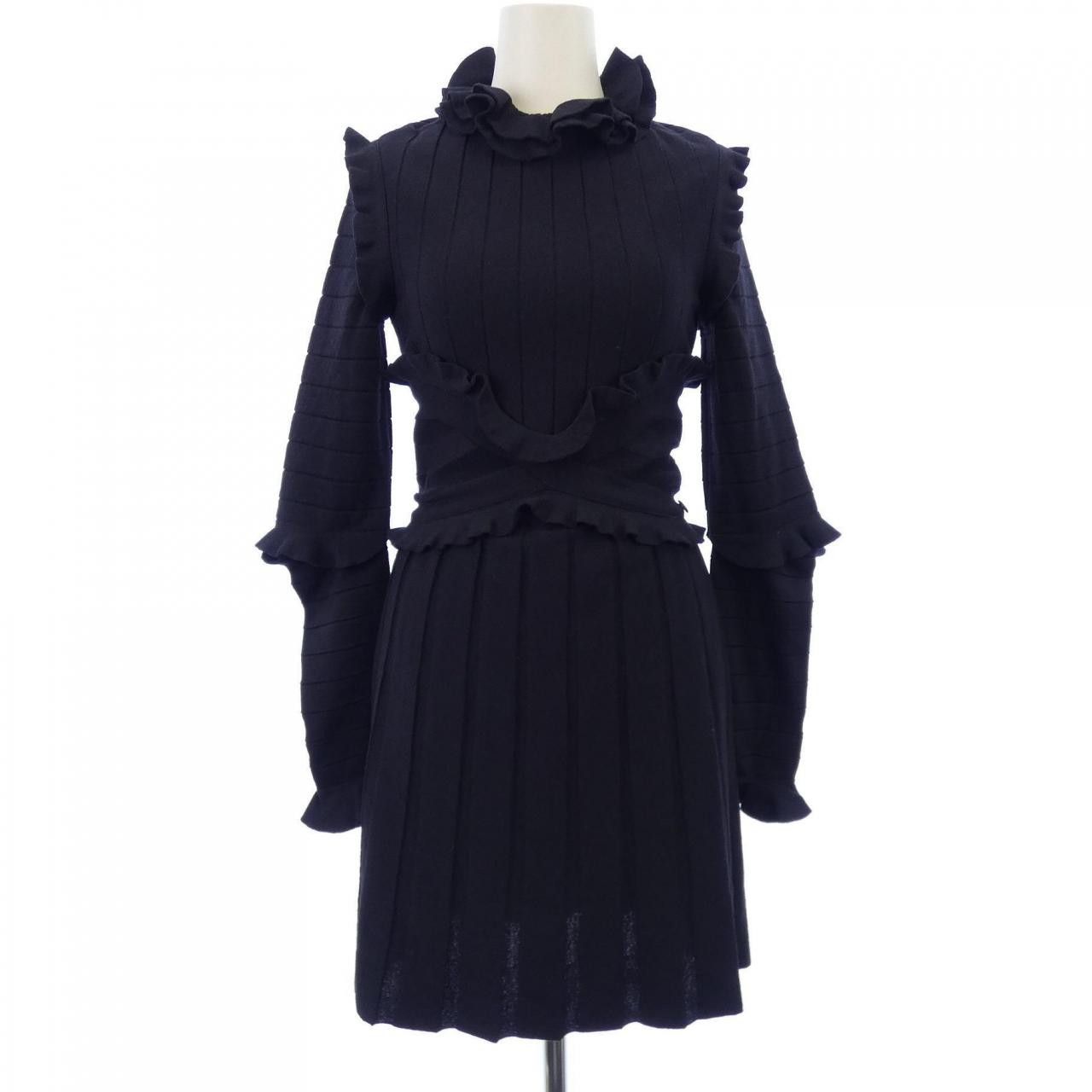 Chanel Chanel Chanel Dress Textile Dresses P39232K02765 DUTY FREE for USA Size ONE SIZE - 1 Thumbnail