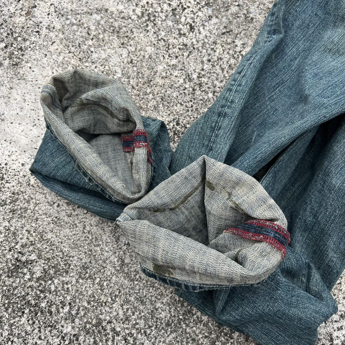 Japanese Brand “RARE” VINTAGE FADED BLUE JEANS WITH RARE ANGLED POCKETS Size US 33 - 24 Thumbnail