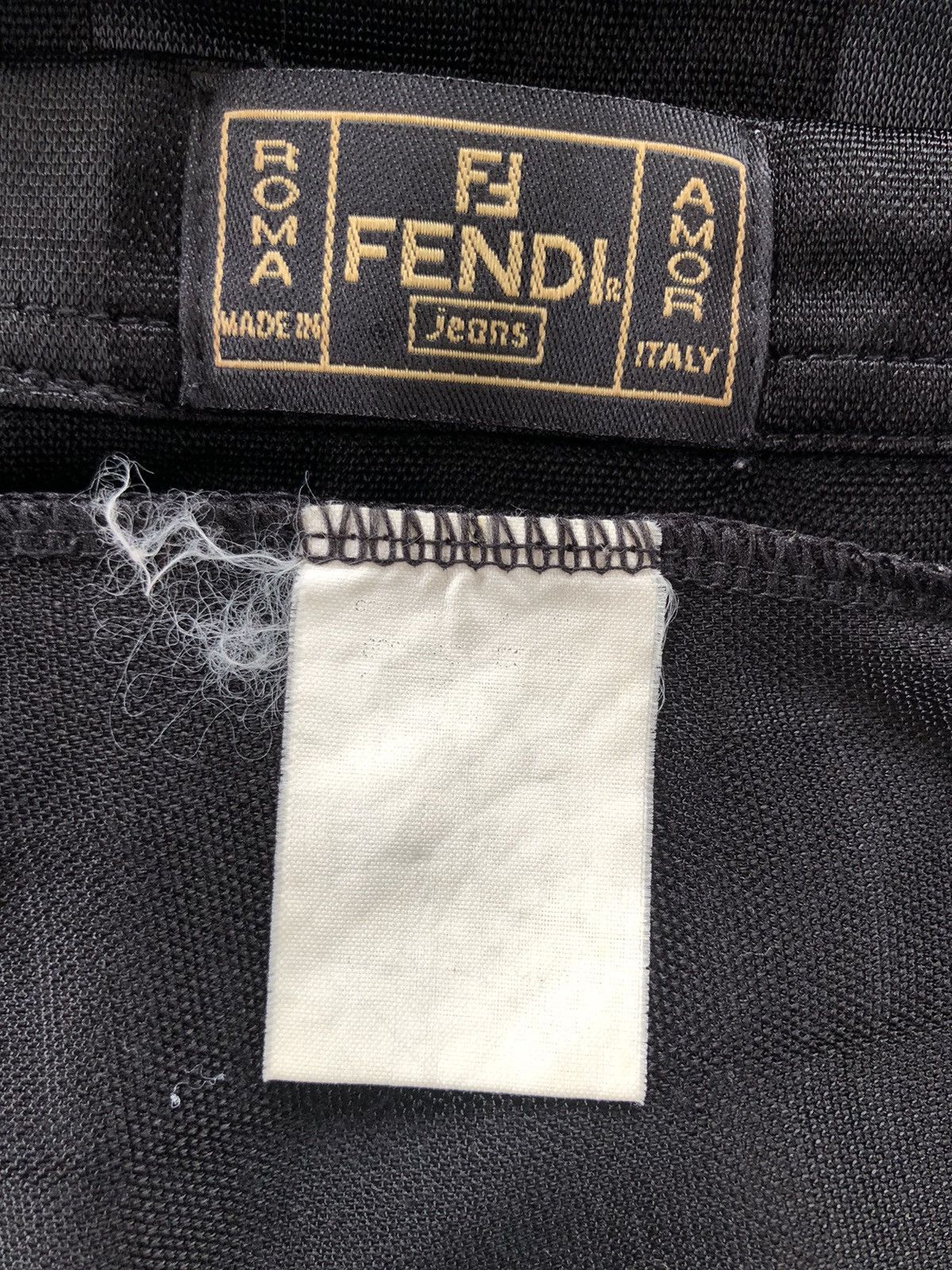 Fendi Vintage Fendi Zucca Button Up Blouse Size XS / US 0-2 / IT 36-38 - 23 Thumbnail