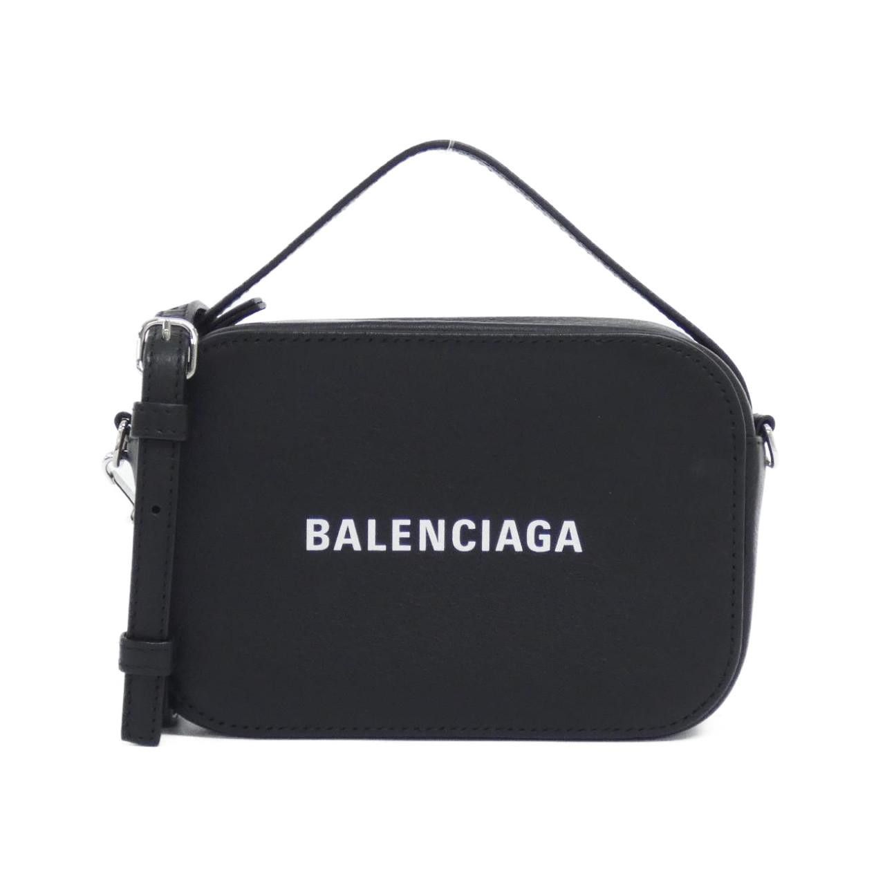 Balenciaga Balenciaga Balenciaga Everyday Camera Bag Calf Shoulder Bag Leather Crossbody Bag 608653DLQ4N DUTY FREE for USA Size ONE SIZE - 1 Thumbnail
