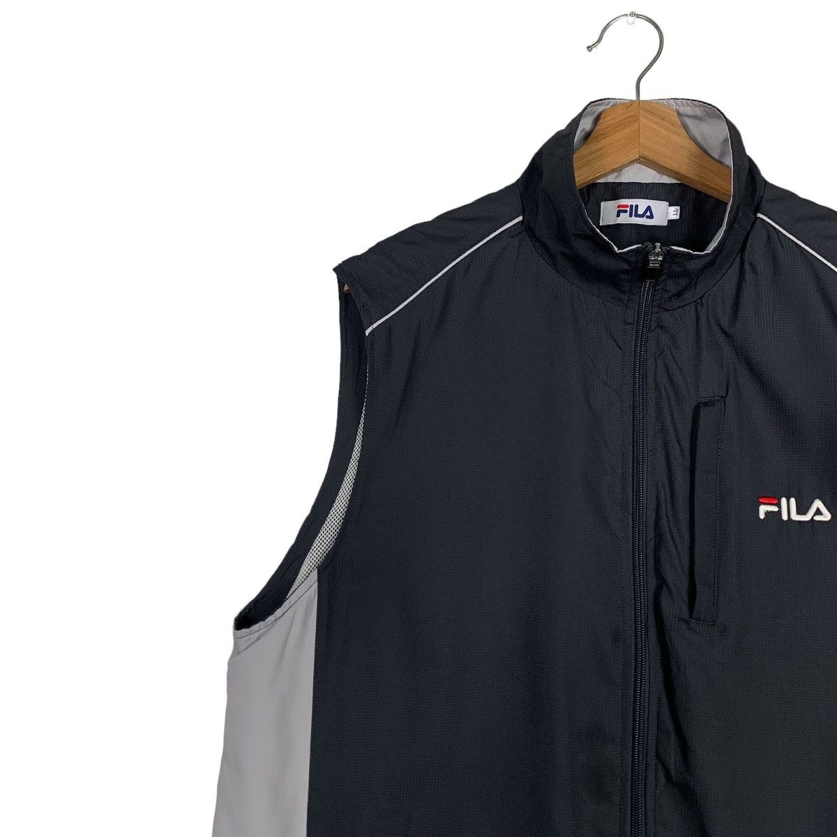 Fila FILA Embroidery Big Logo Light Vest #0105-C6 Size US L / EU 52-54 / 3 - 7 Thumbnail